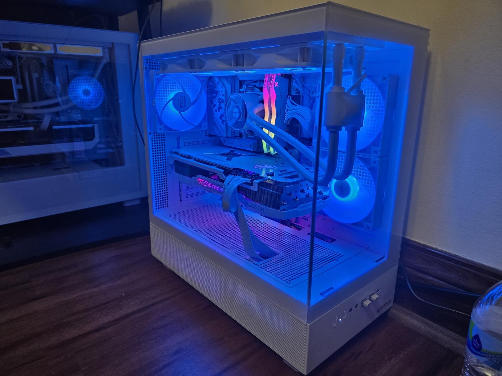 7700X ▪ 7900XTX ▪ 32GB RAM ▪ 1TB SSD All White Brand New Gaming PC