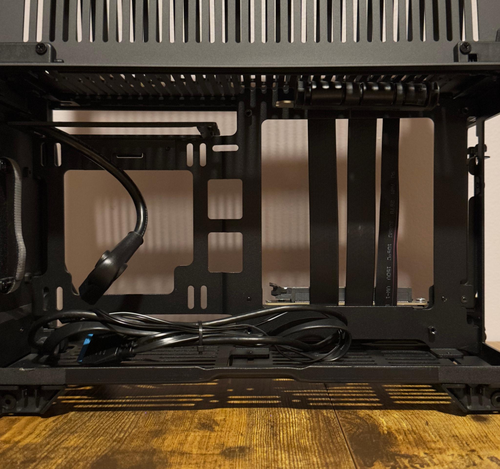 Fractal Design Terra (Graphite) Mini-ITX PC Case