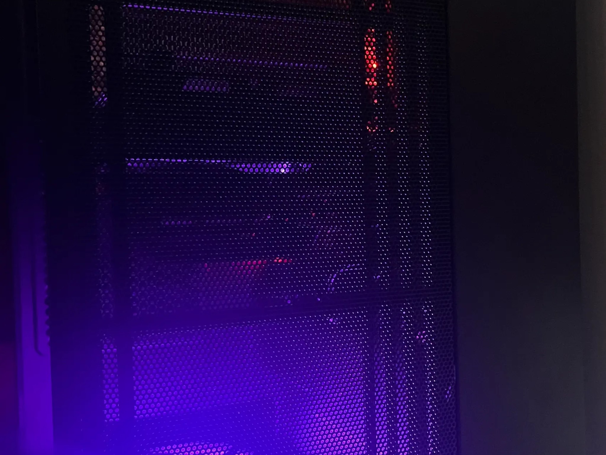 RTX 4060ti | Intel i5-8600k | 16GB DDR4 | 1TB SSD | Windows 11 Home