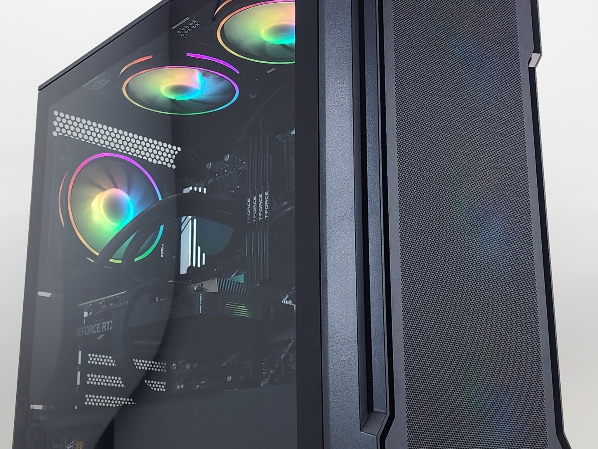 Gaming PC i5-12600KF 32GB RAM 1TB SSD RTX 3070 8GB Windows 11 Computer