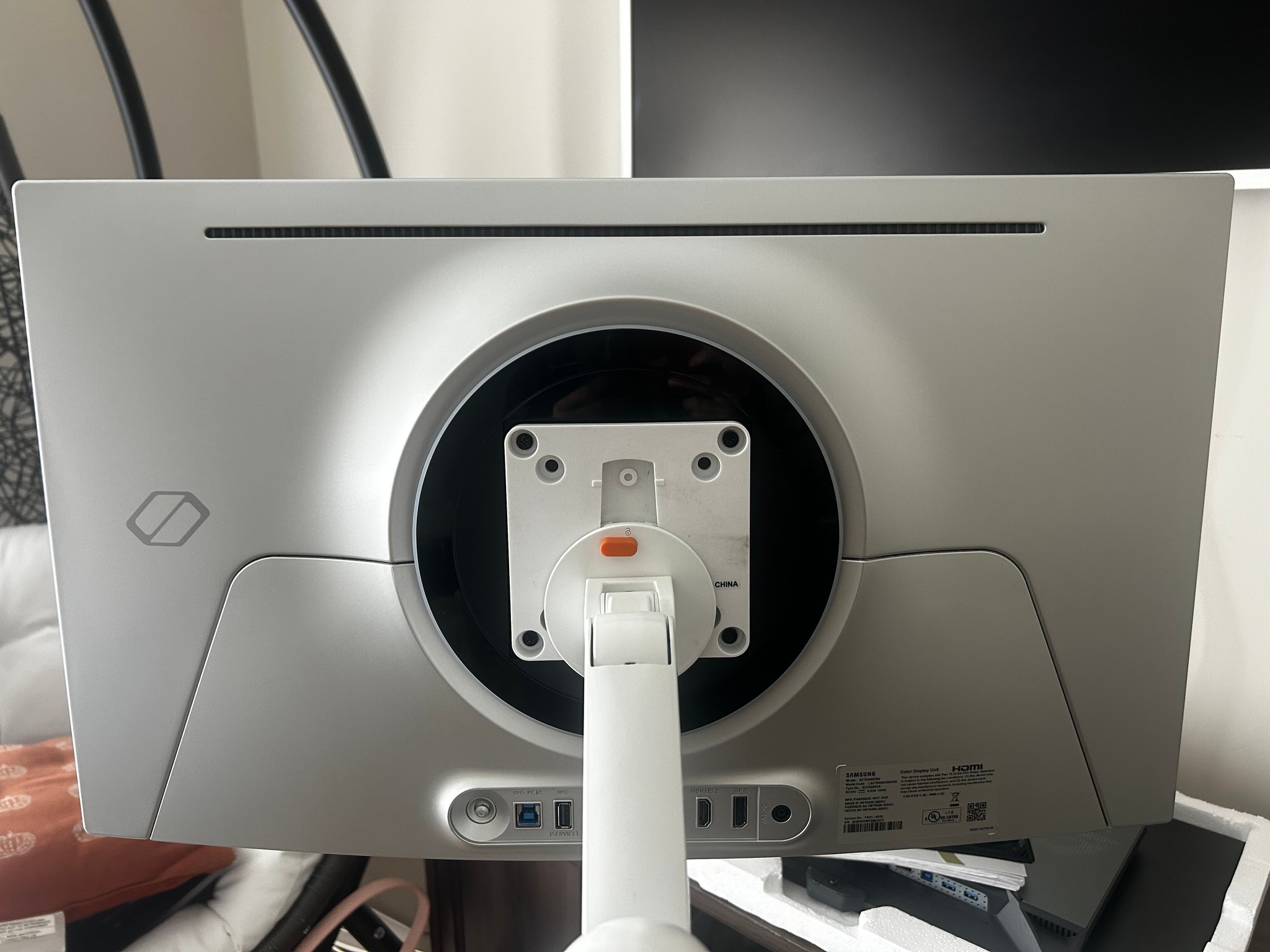New Samsung Odyssey QD-OLED 27" (360hz) 2K QHD (2560 x 1440) (S27DG602) (Original MSRP: $899.99)