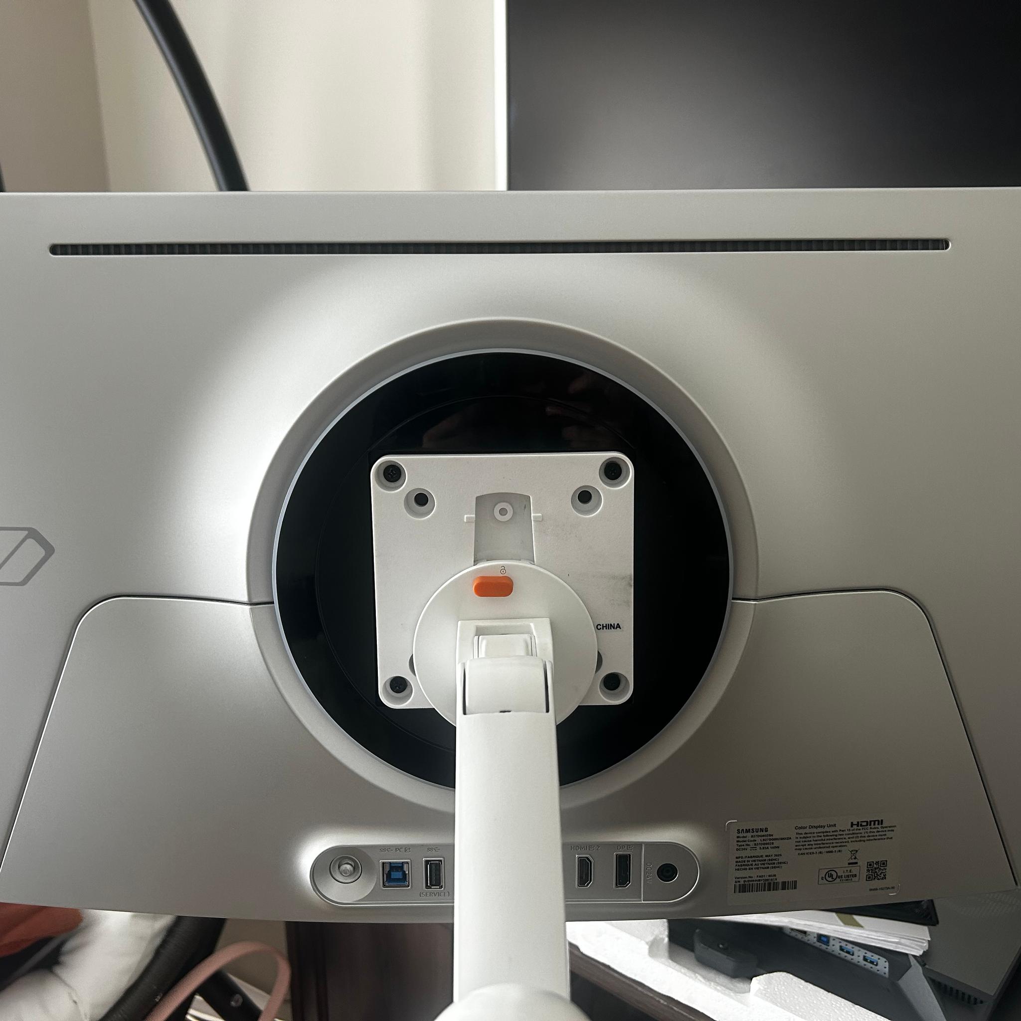 New Samsung Odyssey QD-OLED 27" (360hz) 2K QHD (2560 x 1440) (S27DG602) (Original MSRP: $899.99)