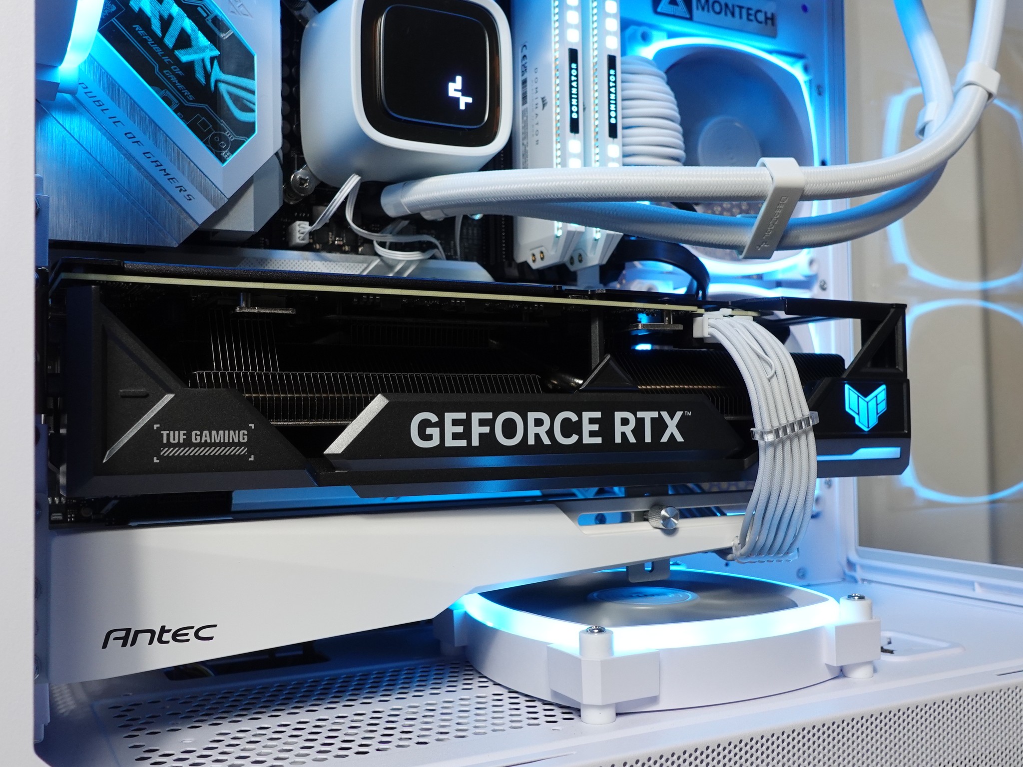 Brand New! Gaming PC with Intel Core i5-13600KF ASUS TUF GAMING RTX 4070 Ti 1 TB NVMe Windows 11 Pro