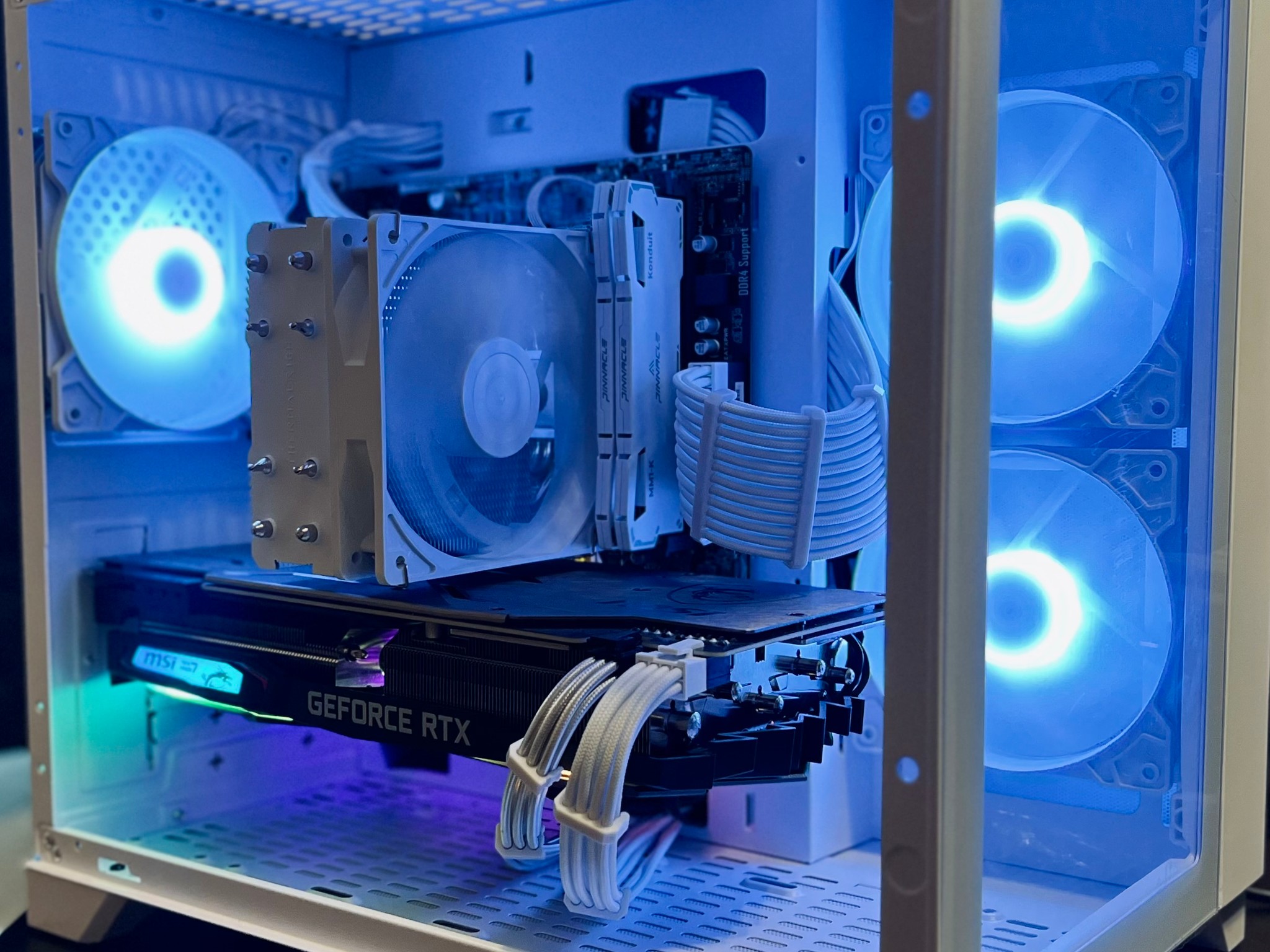 Custom Gaming PC |2070 Super // Ryzen 3600 // 512GB SSD + 1TB|