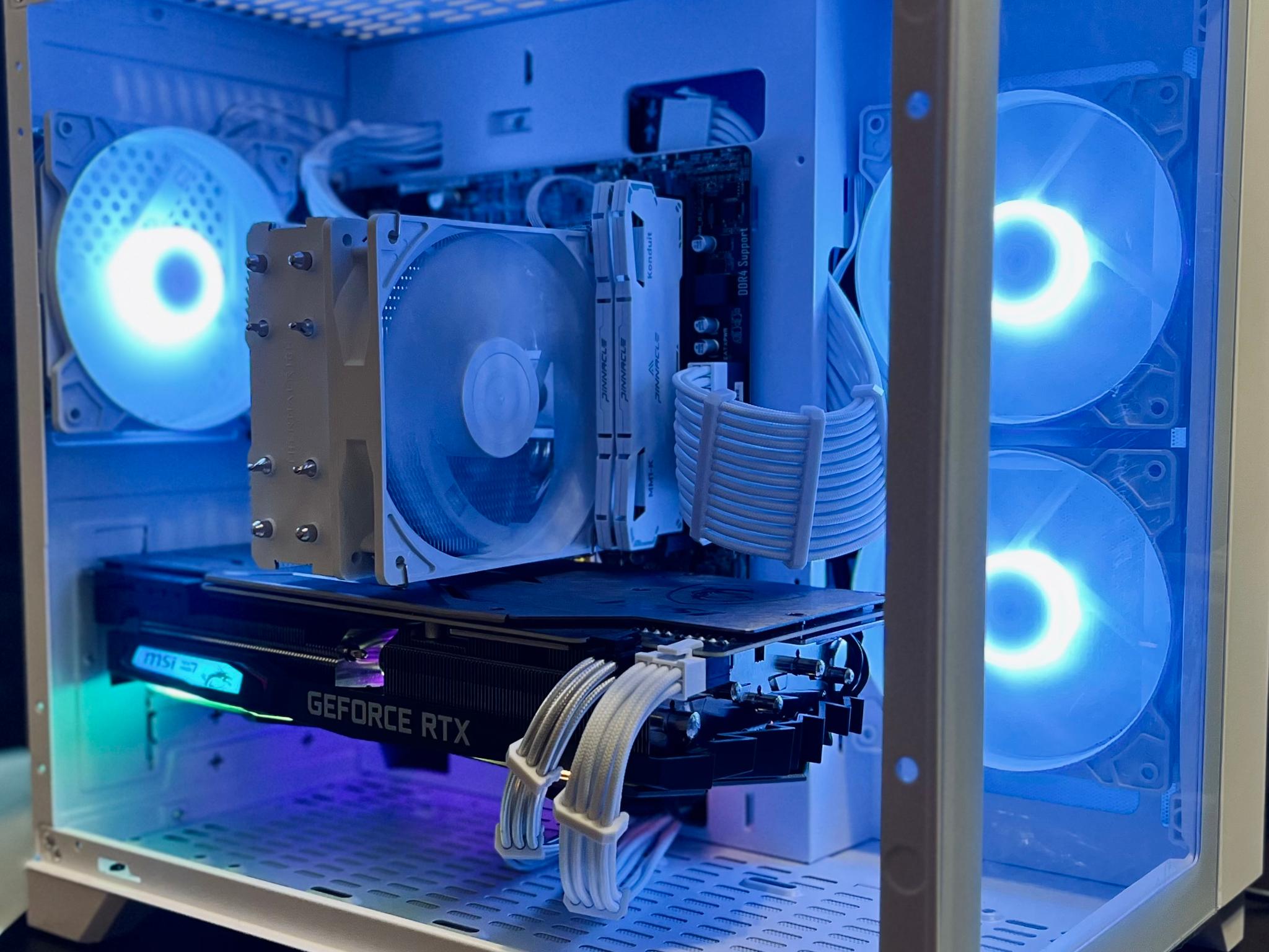 Custom Gaming PC |2070 Super // Ryzen 3600 // 512GB SSD + 1TB|