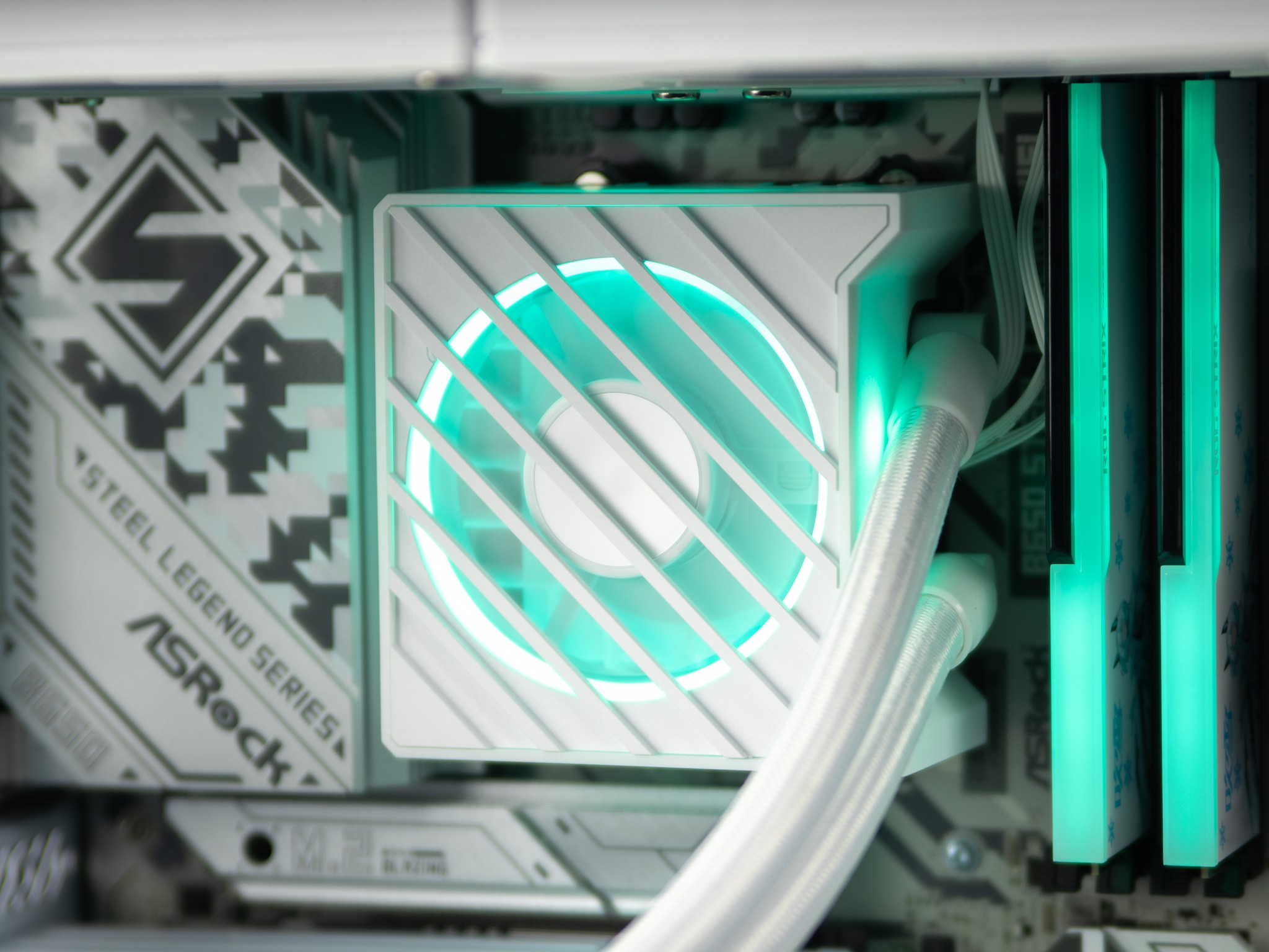 “Ghosthue” RX 7900 GRE Ryzen 7 7700 32GB Windows 11 2TB Workstation Gaming PC
