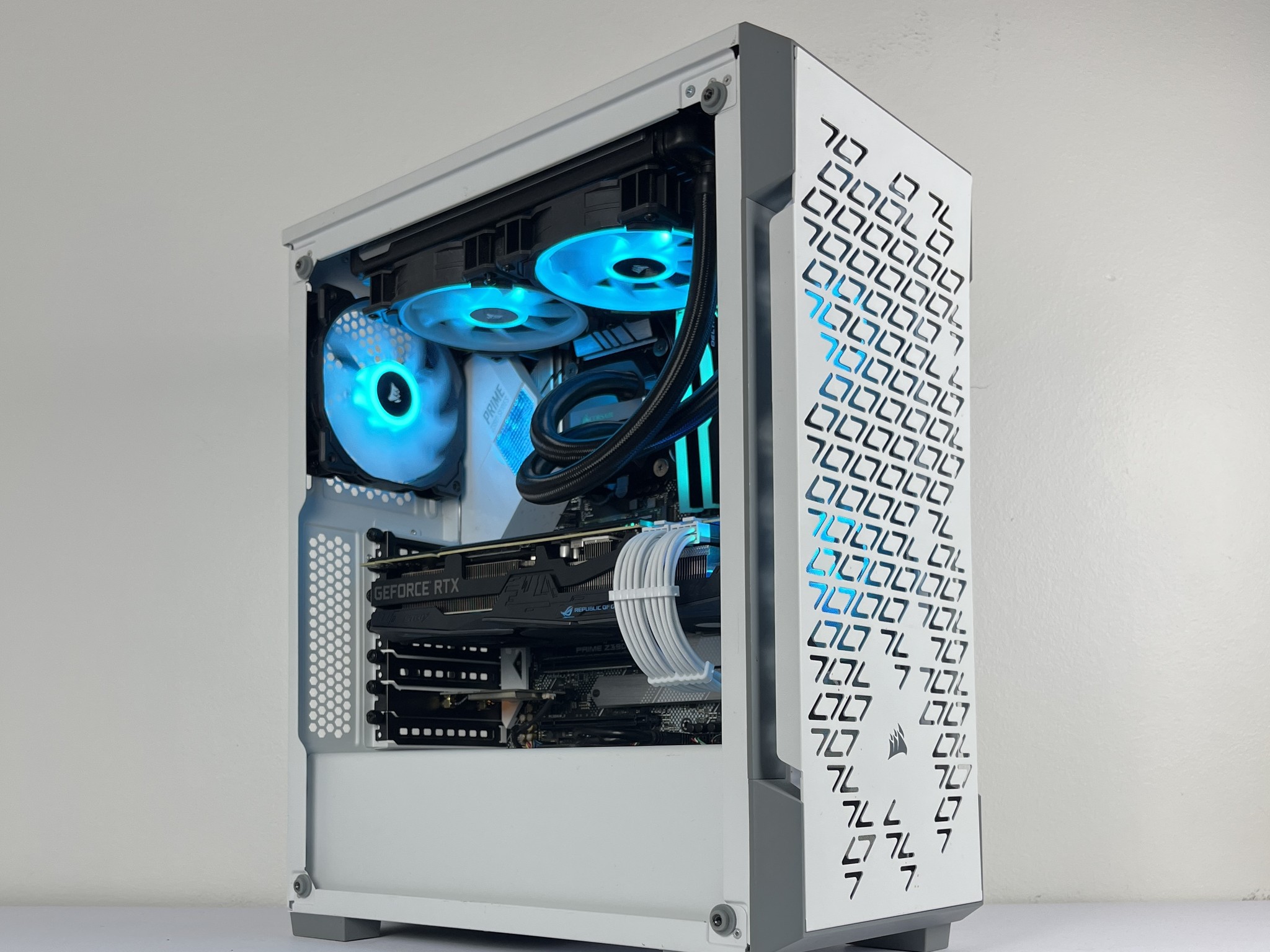 ❄️GLACIER❄️ | 1440p Gaming PC | Intel i7 9700k | Asus RTX 2080 | 32GB DDR4 3600MHz