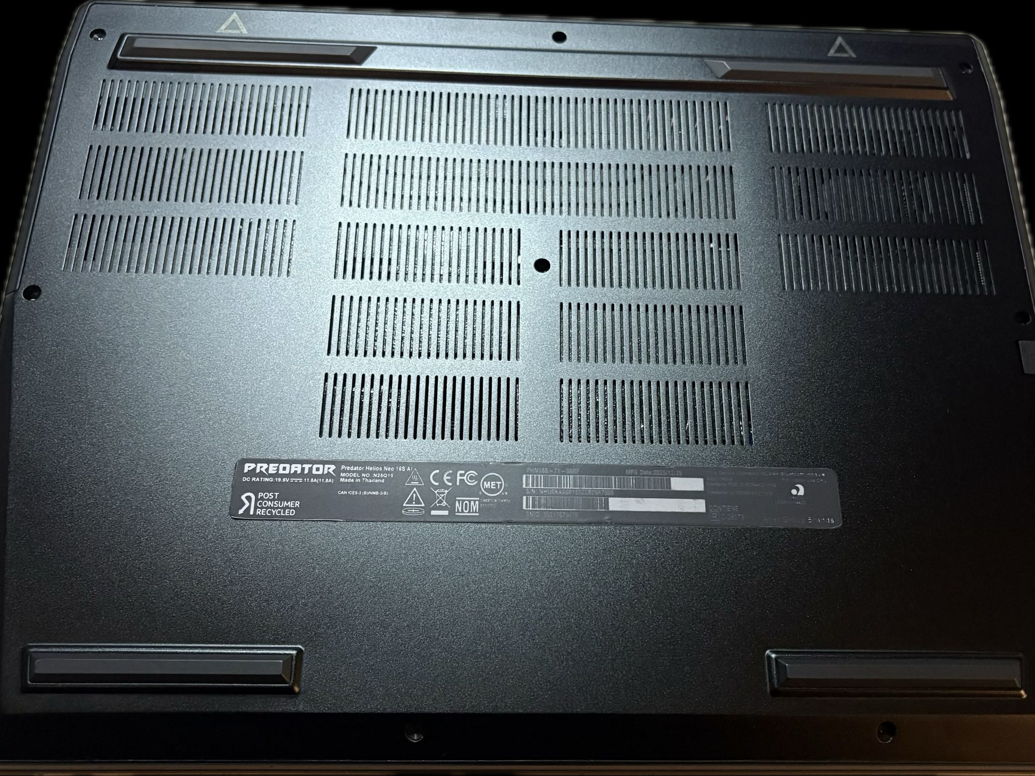 Acer Predator Helios Neo 16s RTX 5070Ti Ultra 9 32GB 1TB QHD 240Hz OLED