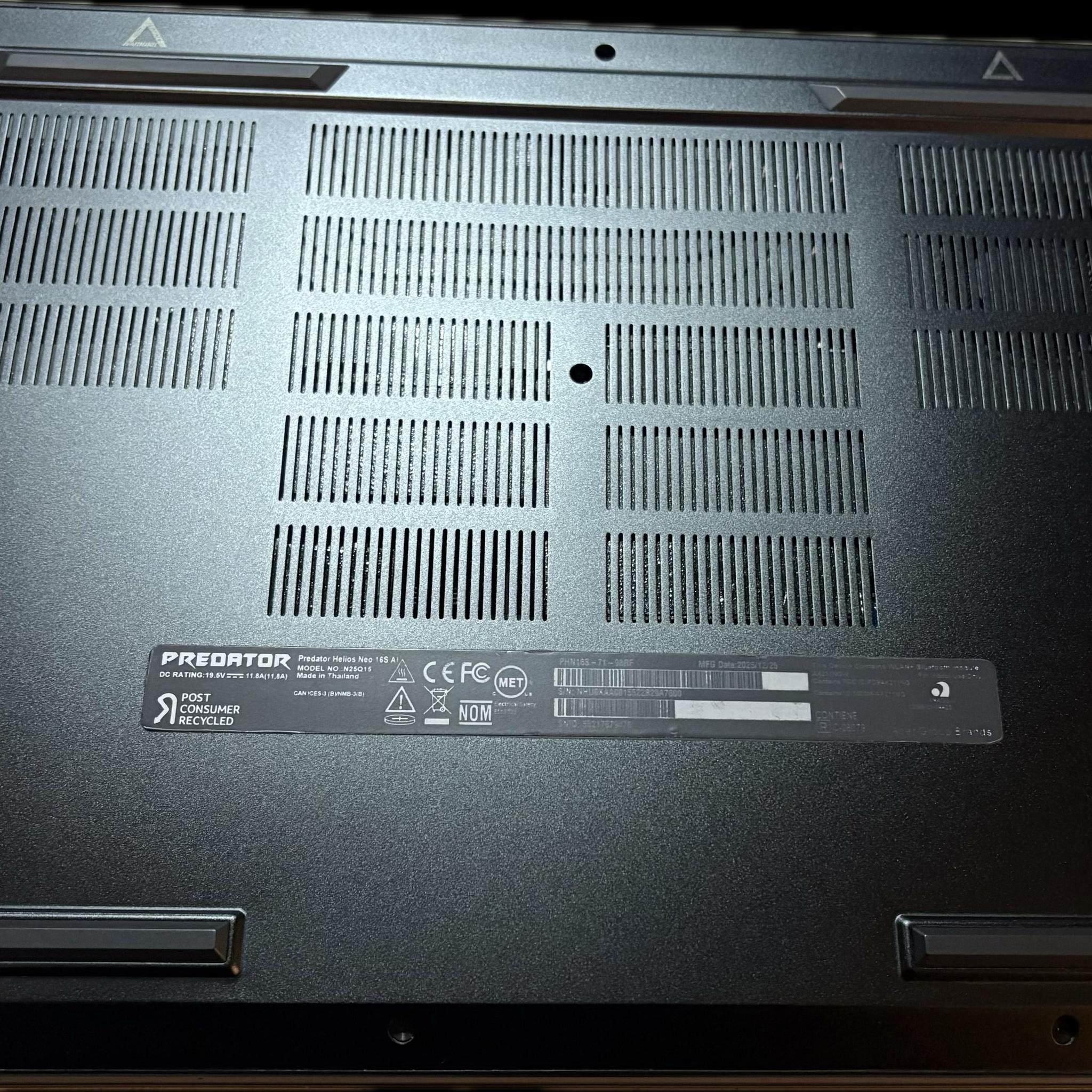 Acer Predator Helios Neo 16s RTX 5070Ti Ultra 9 32GB 1TB QHD 240Hz OLED