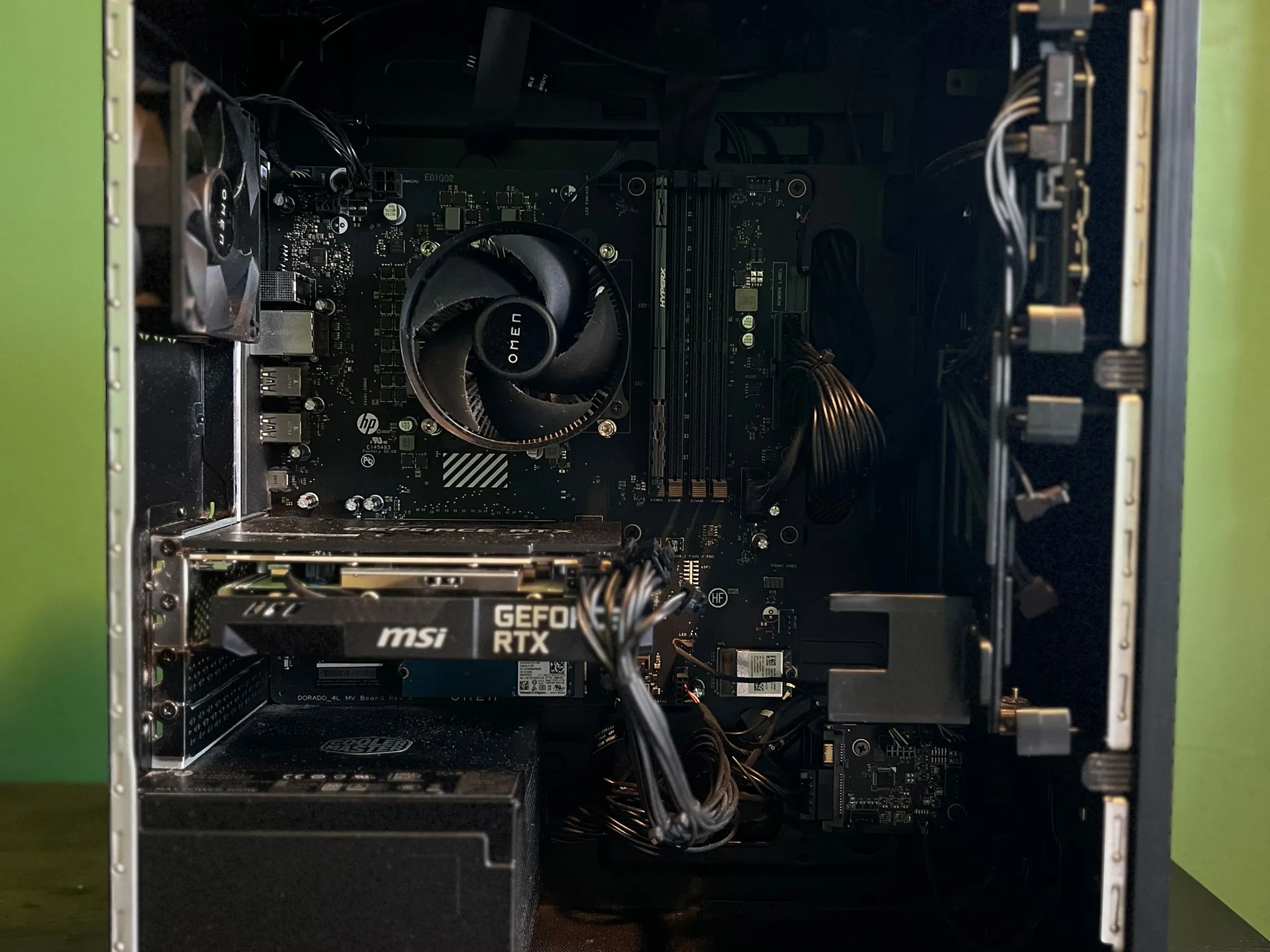 MID TIER RGB GAMING PC | I5-10400F | GeForce RTX 3060 HP Omen 25L 2TB