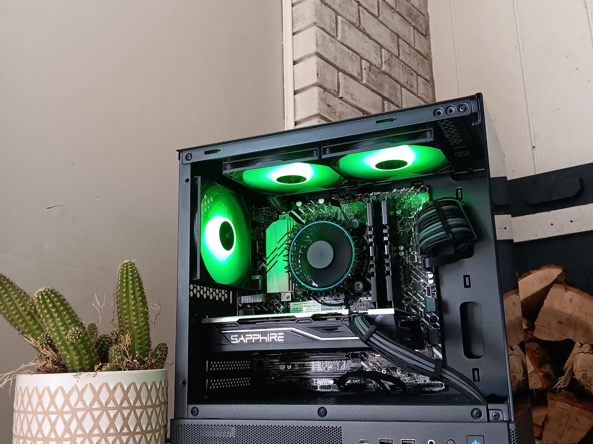 💎Budget Aesthetics💎/Rx 580 8gb/Intel i3-12100f/16gb ddr4 3200mhz/1tb nvme/