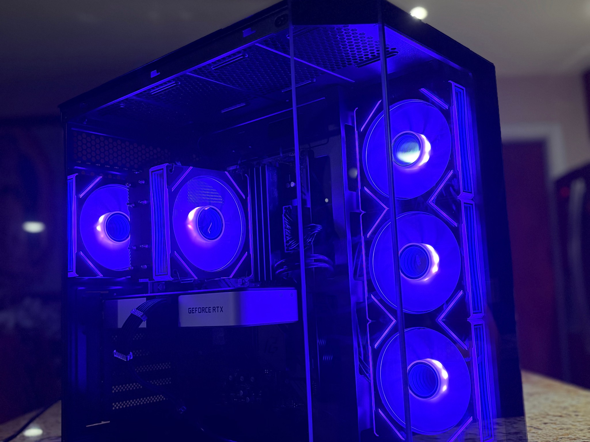 Black Gaming PC | RTX 3060Ti | RYZEN 5 3600X | 16GB RAM | 1TB SSD | ON BOARD WiFi + BT