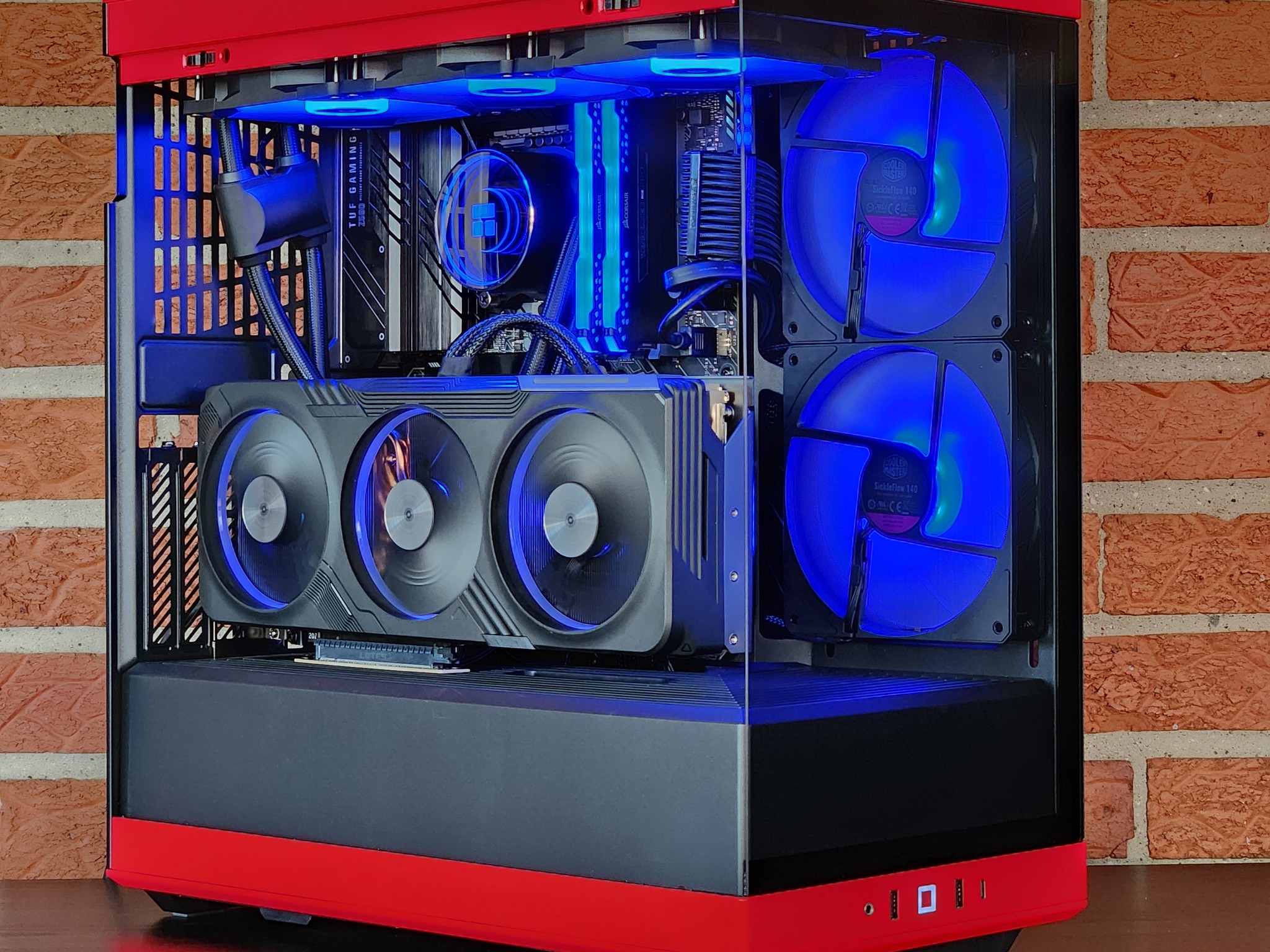 RTX 4070 Ti // i9 11900k // 360MM AIO // 32GB RAM // 1TB SSD