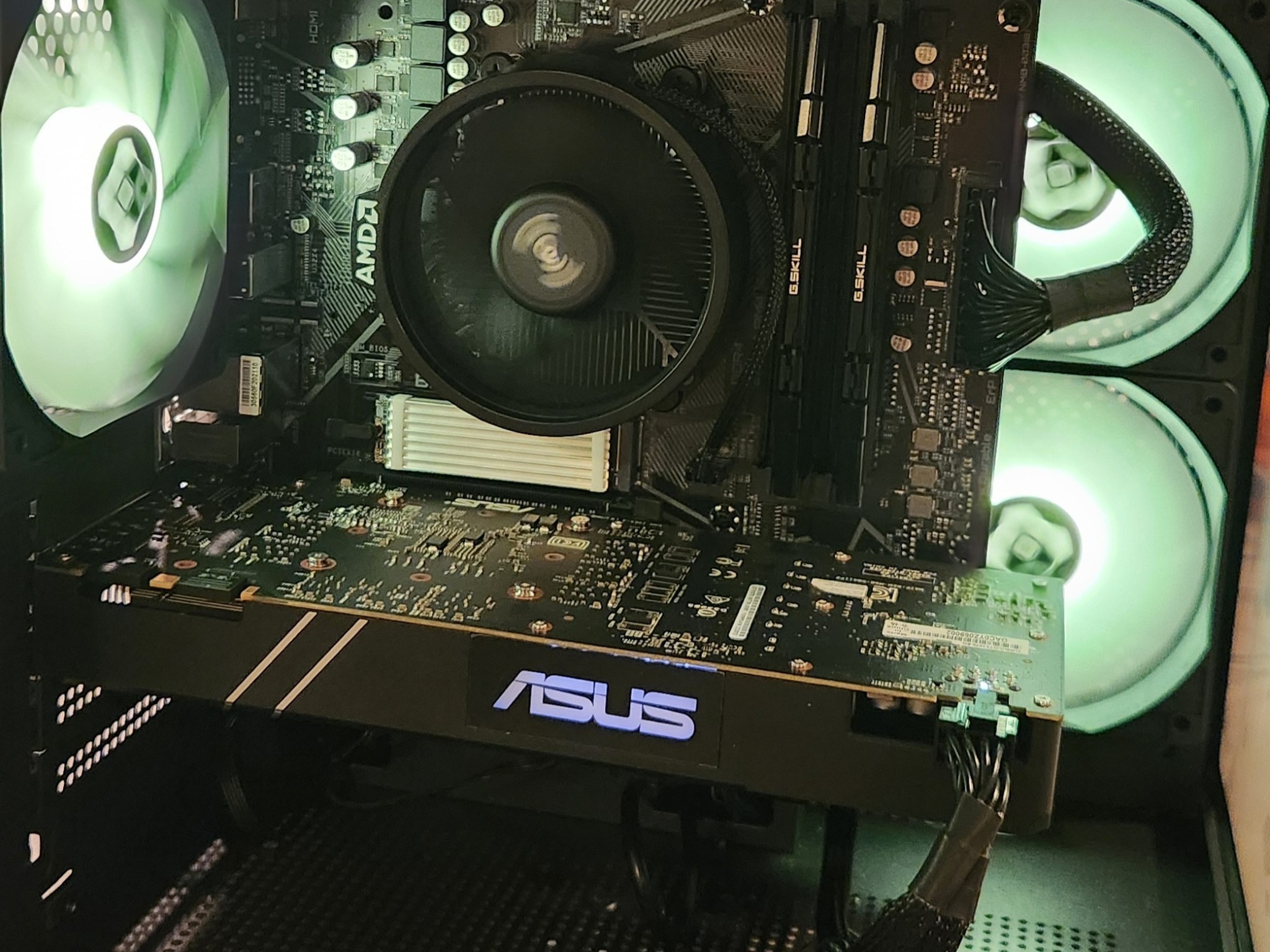 1080p Budget Beast | 120FPS Fortnite | Ryzen 5500 | GTX 1070 | 16GB RAM | 512 GB NVME