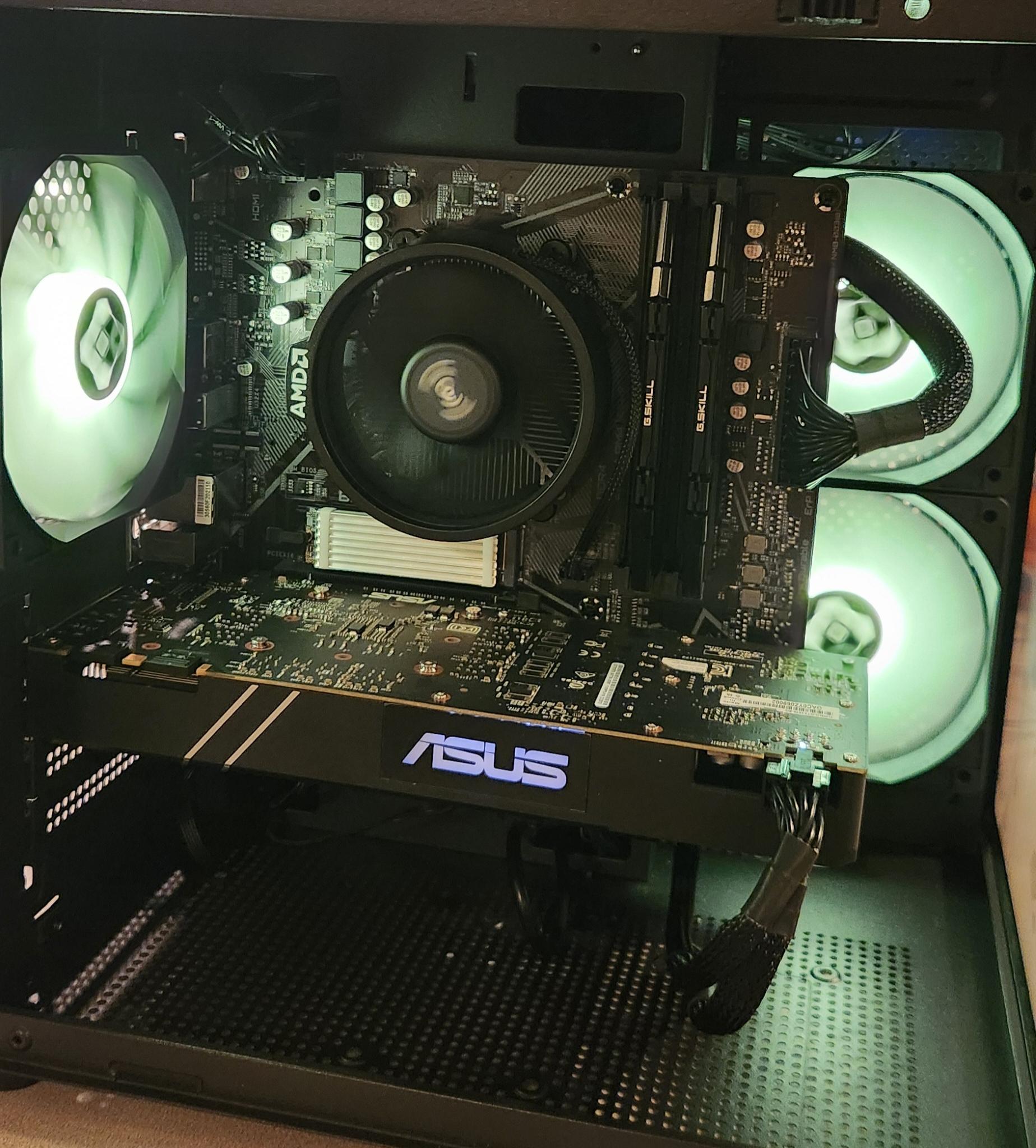 1080p Budget Beast | 120FPS Fortnite | Ryzen 5500 | GTX 1070 | 16GB RAM | 512 GB NVME