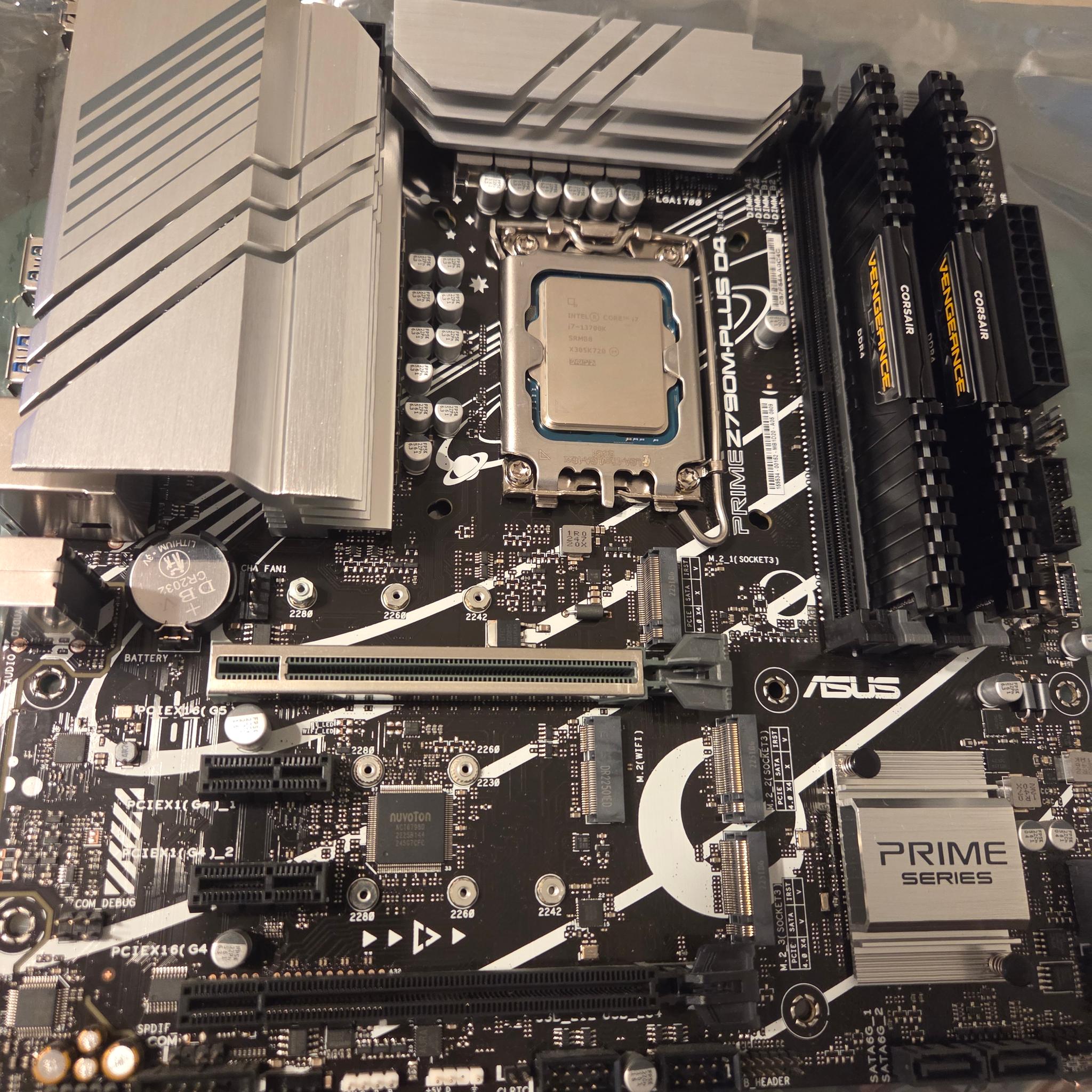 Asus prime z790m-plus d4 + i7 13700k + 16gb ddr4 ram