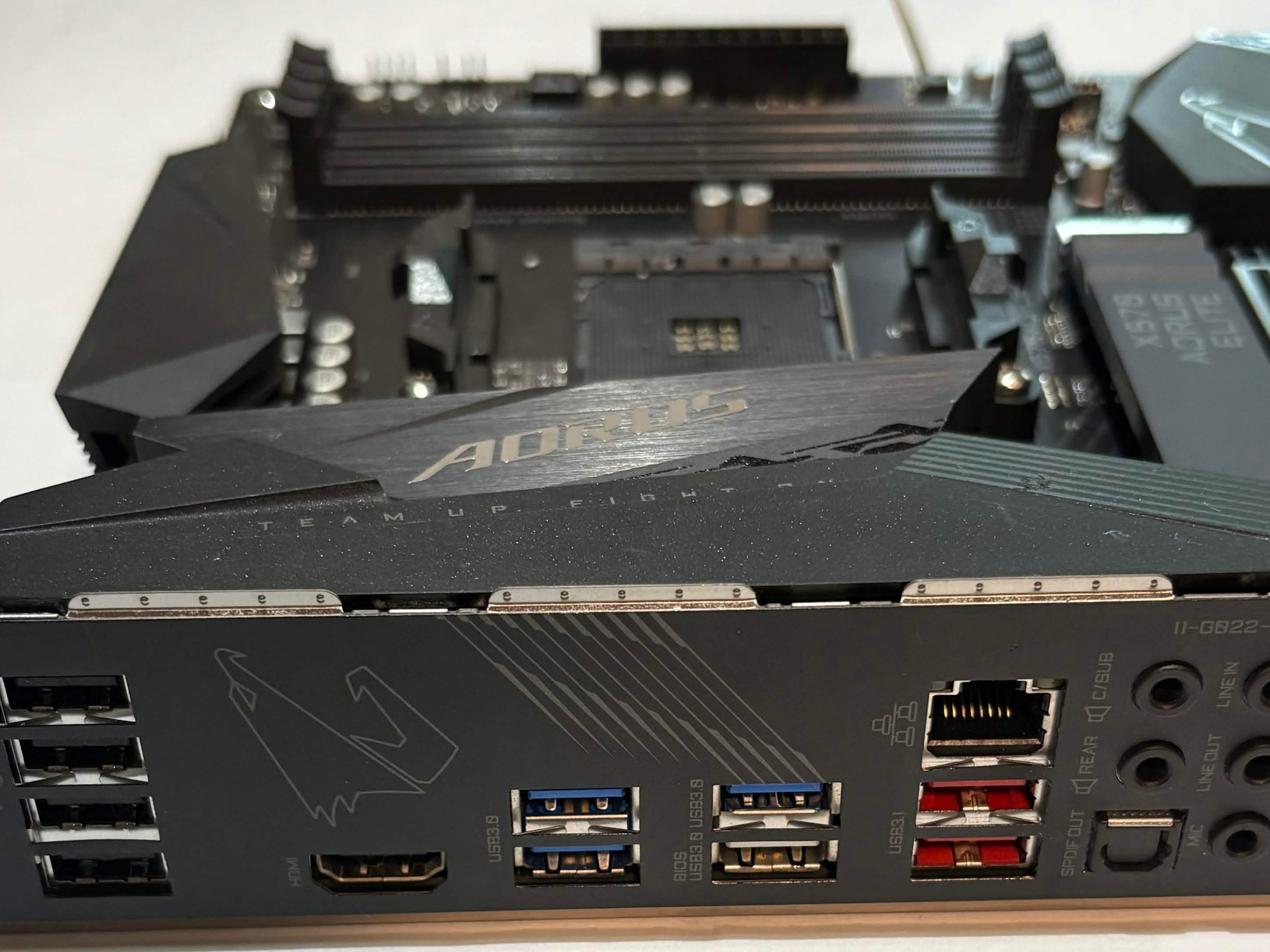 Gigabyte AORUS X570 Elite AM4 Motherboard Tested Working