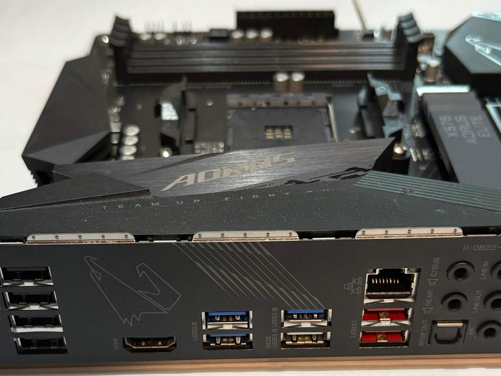 Gigabyte AORUS X570 Elite AM4 Motherboard Tested Working