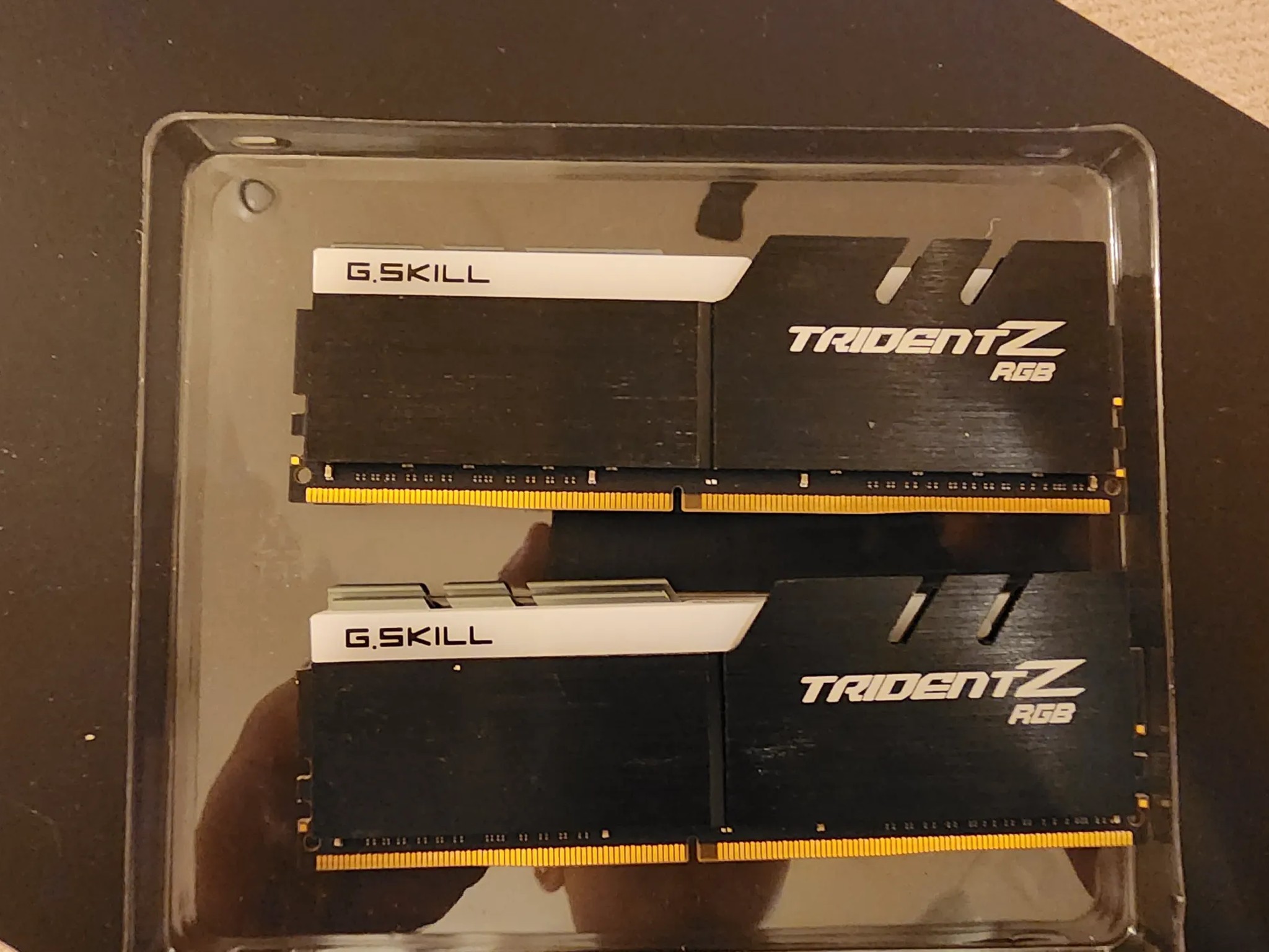 G.Skill TridentZ RGB 2x16GB DDR4-3200 CL14-14-14-34