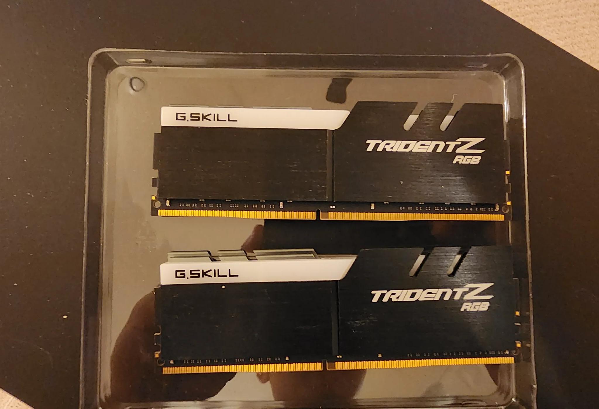 G.Skill TridentZ RGB 2x16GB DDR4-3200 CL14-14-14-34