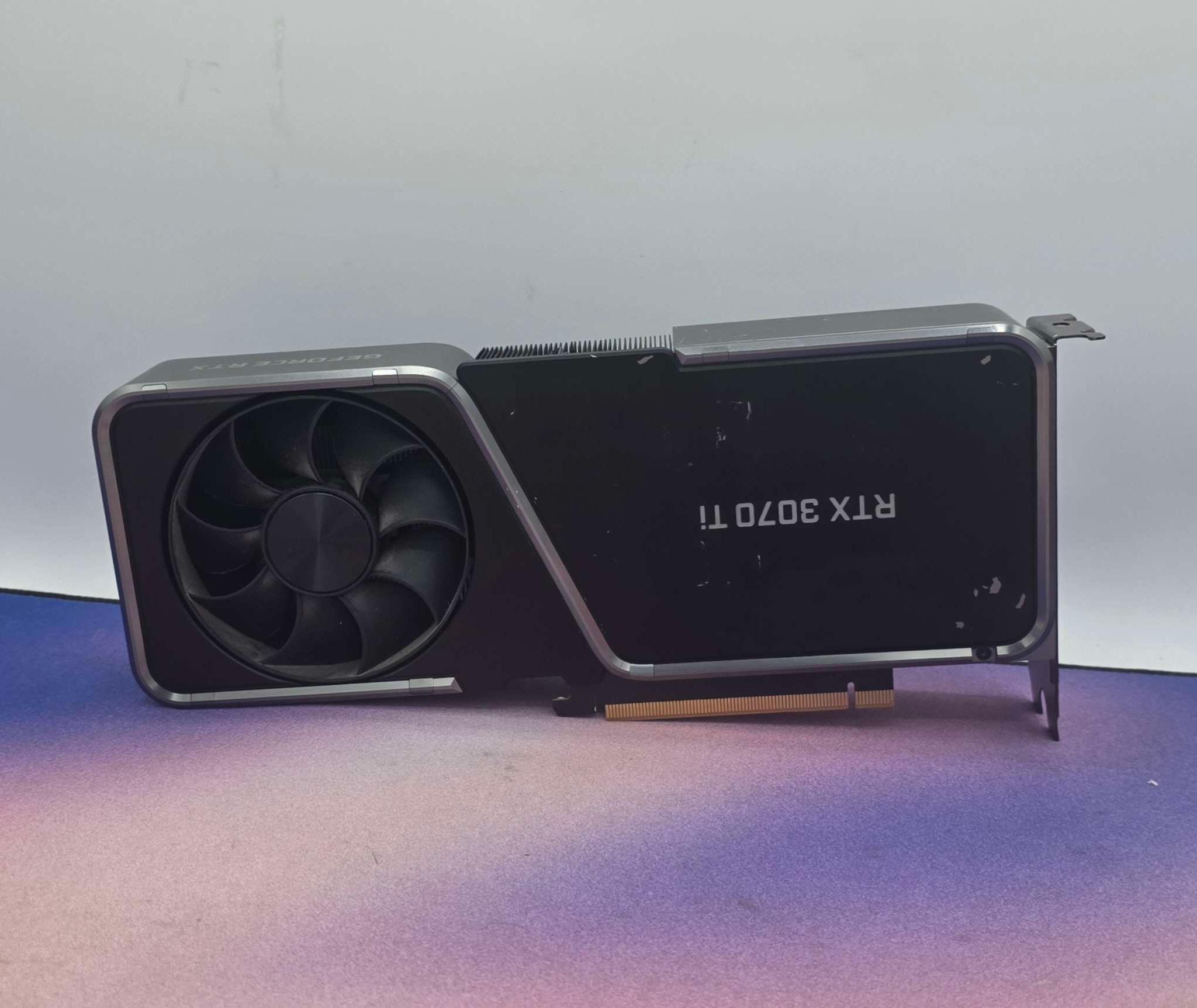 Nvidia RTX 3070Ti Founders Edition - Scatch and Dent