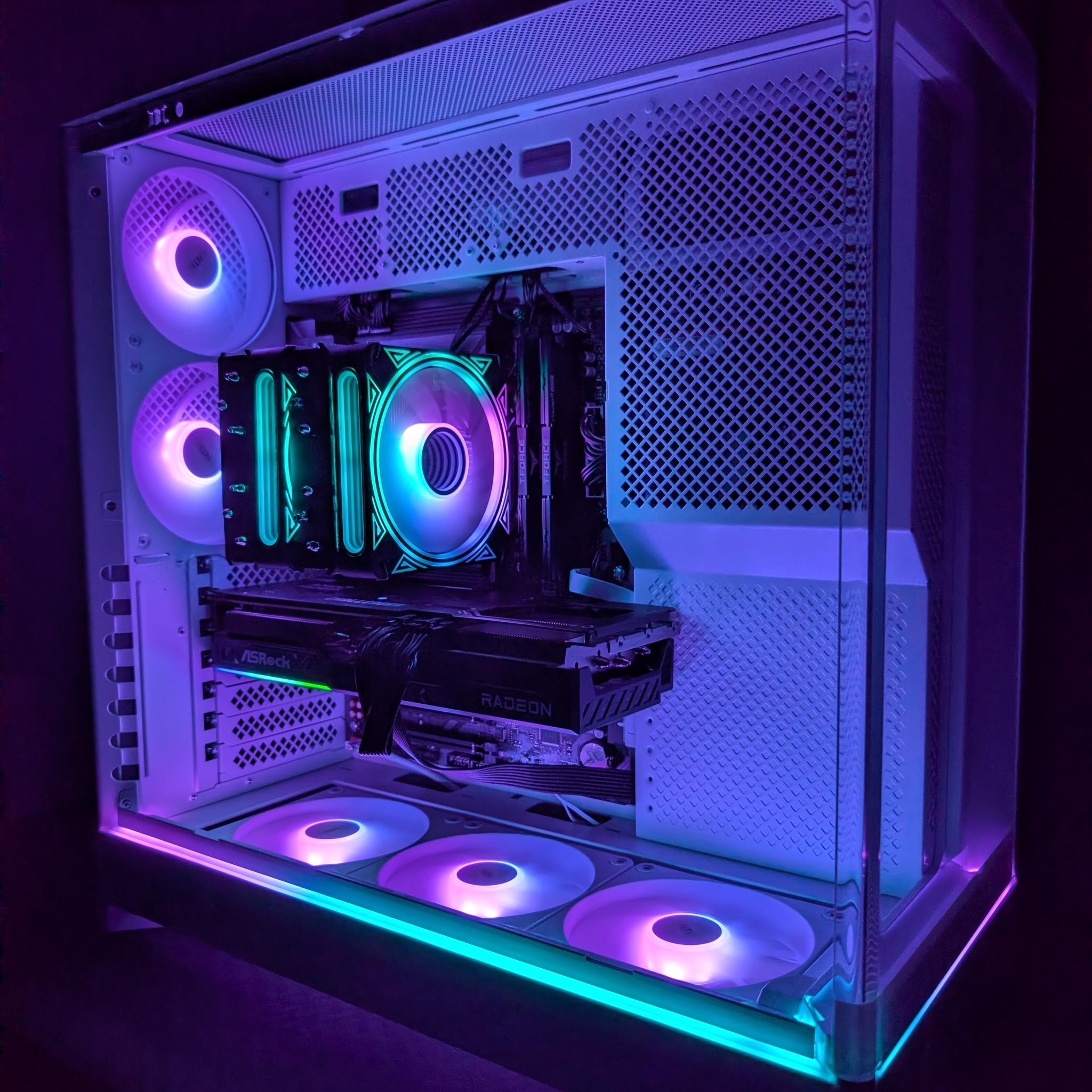 Gaming PC RX 9070-Ryzen 5 9600x-32 GB DDR5 6000-1 TB NVME mostly new