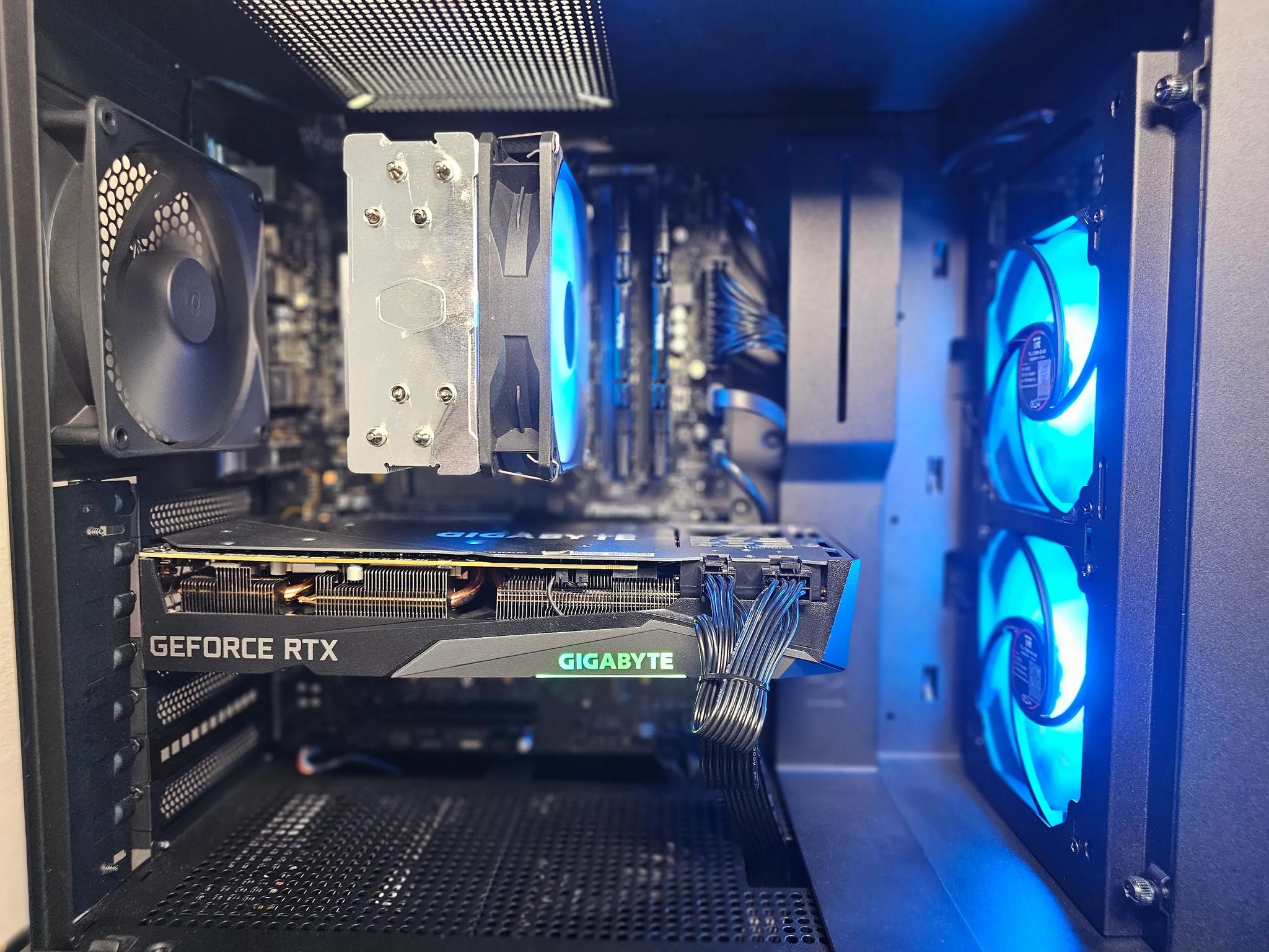 1080p-1440p RGB Gaming PC / RTX 3070 8GB / i5 12400f / 64GB DDR4 / 1TB SSD / WIFI + BT