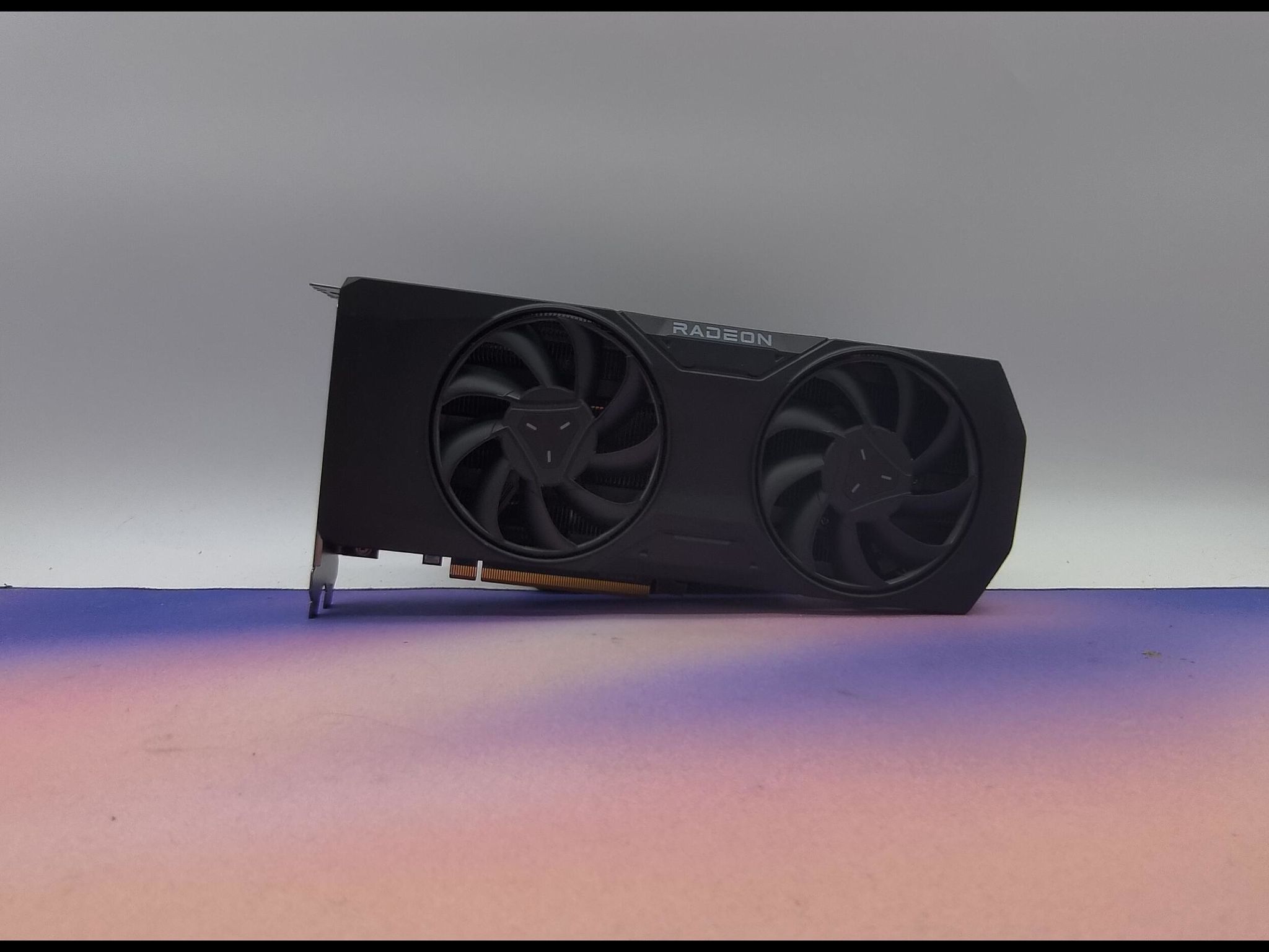 AMD RX 7800XT Reference