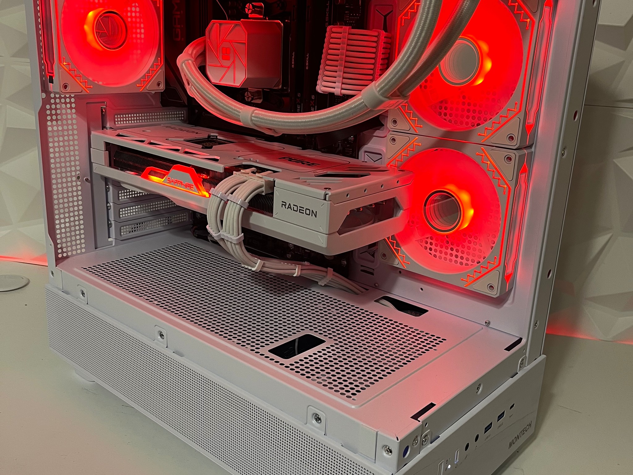 1440p/4K Streaming/Gaming PC|Ryzen 7 7700x|RX 7800XT|1TB M.2 SSD