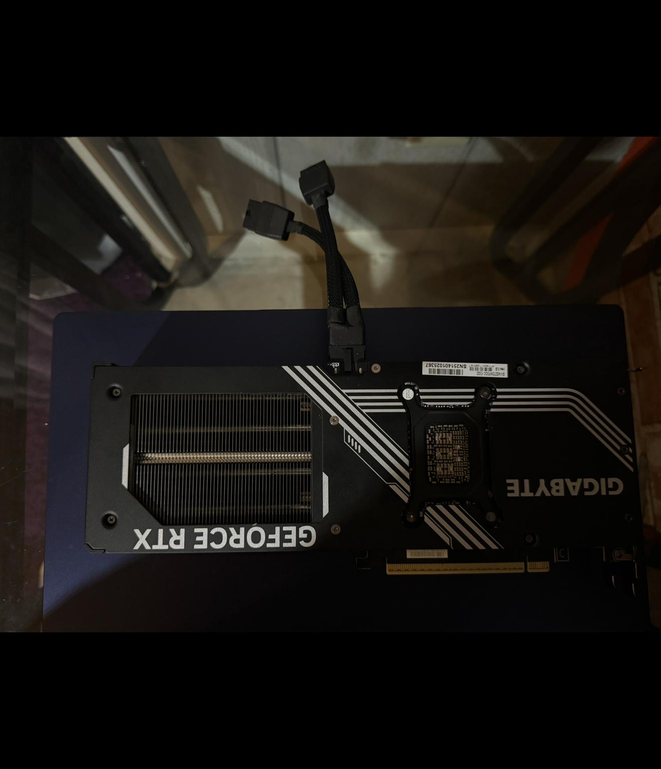 Gigabyte Gefore RTX 5070 12GB FOR PARTS ONLY DOES NOT TURN ON/not used for mining/Havent tried rma