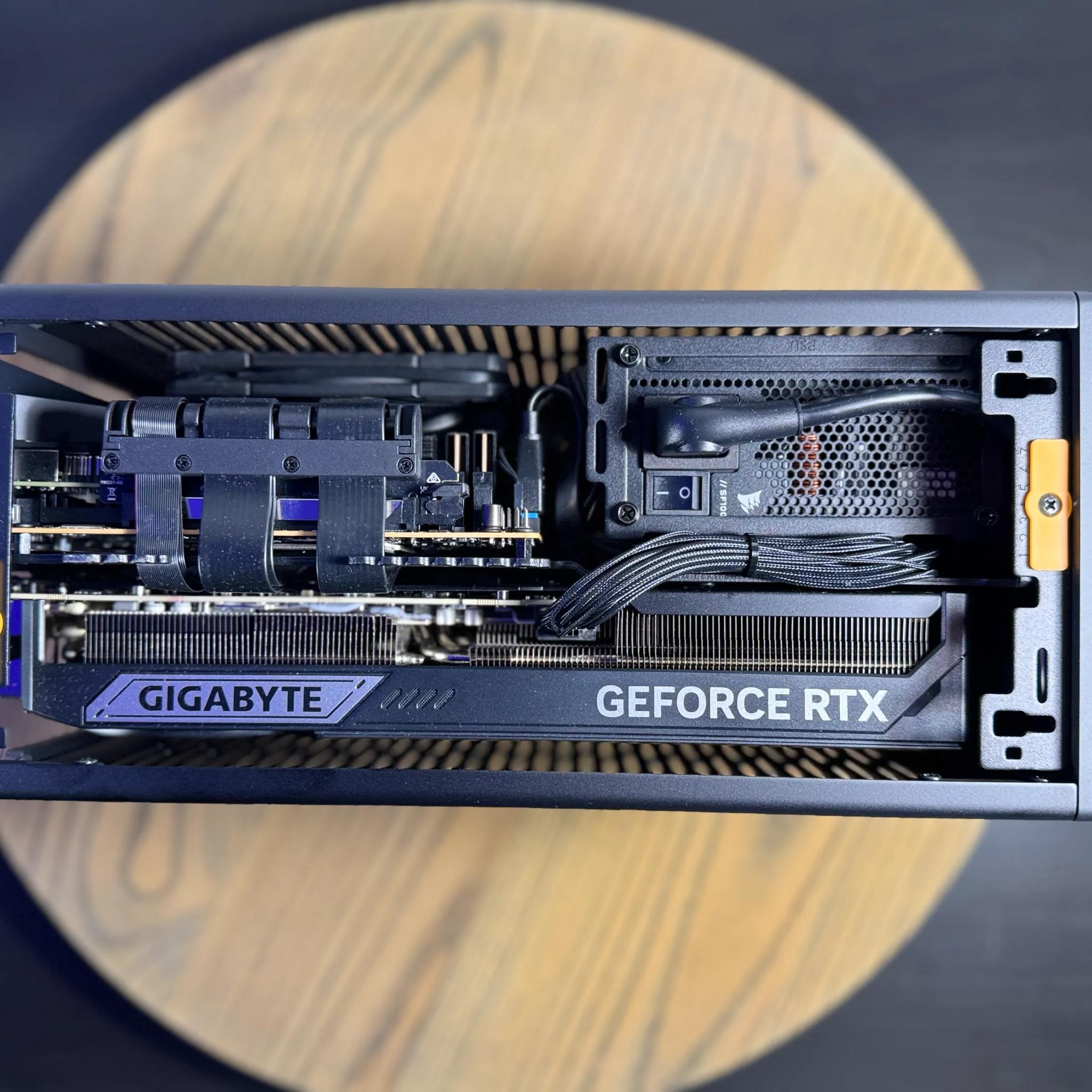 The Distinguished Gentleman II 🎩 Gaming PC, NVIDIA 5070 Ti OC, RYZEN 9600X, 32GB RAM, 2TB SSD