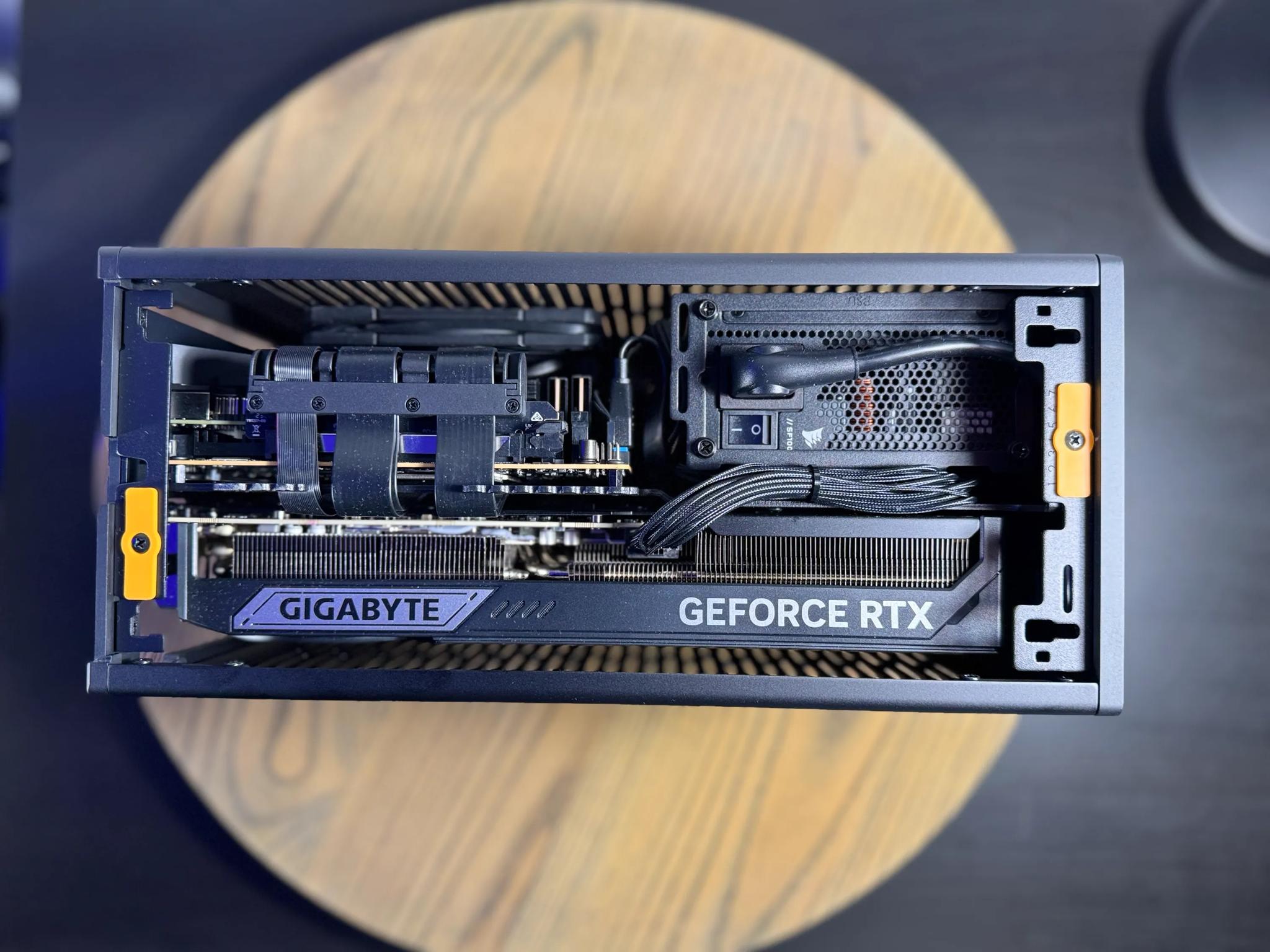 The Distinguished Gentleman II 🎩 Gaming PC, NVIDIA 5070 Ti OC, RYZEN 9600X, 32GB RAM, 2TB SSD