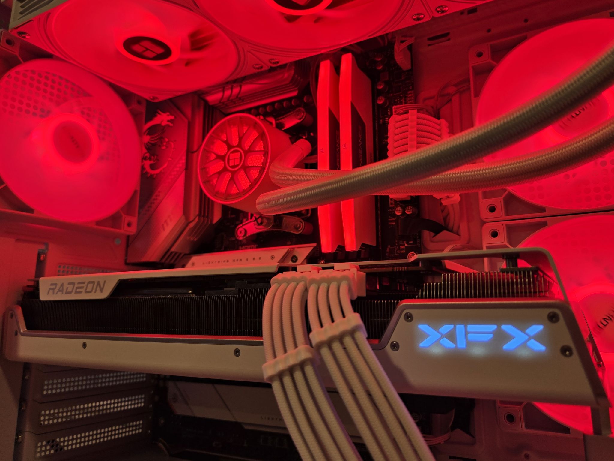 White Gaming/Streaming PC | R7 7700X | RX 7900XT | 2TB NVME | 32GB DDR5 | Win11 Pro | Free Shipping!