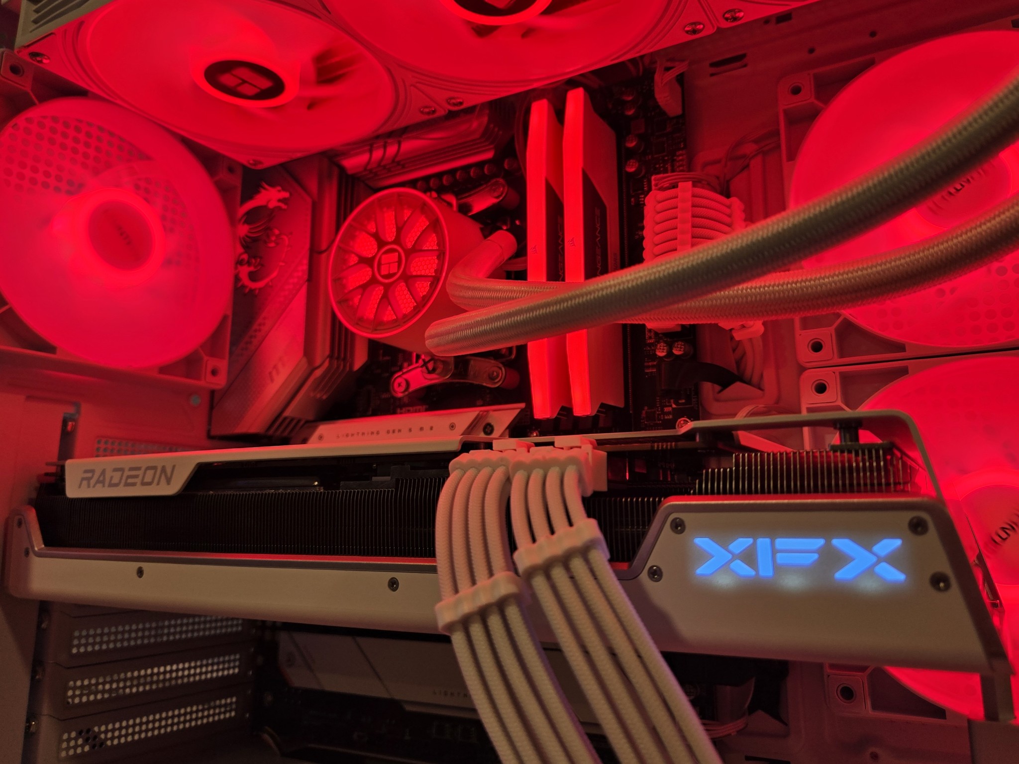 White Gaming/Streaming PC | R7 7700X | RX 7900XT | 2TB NVME | 32GB DDR5 | Win11 Pro | Free Shipping!