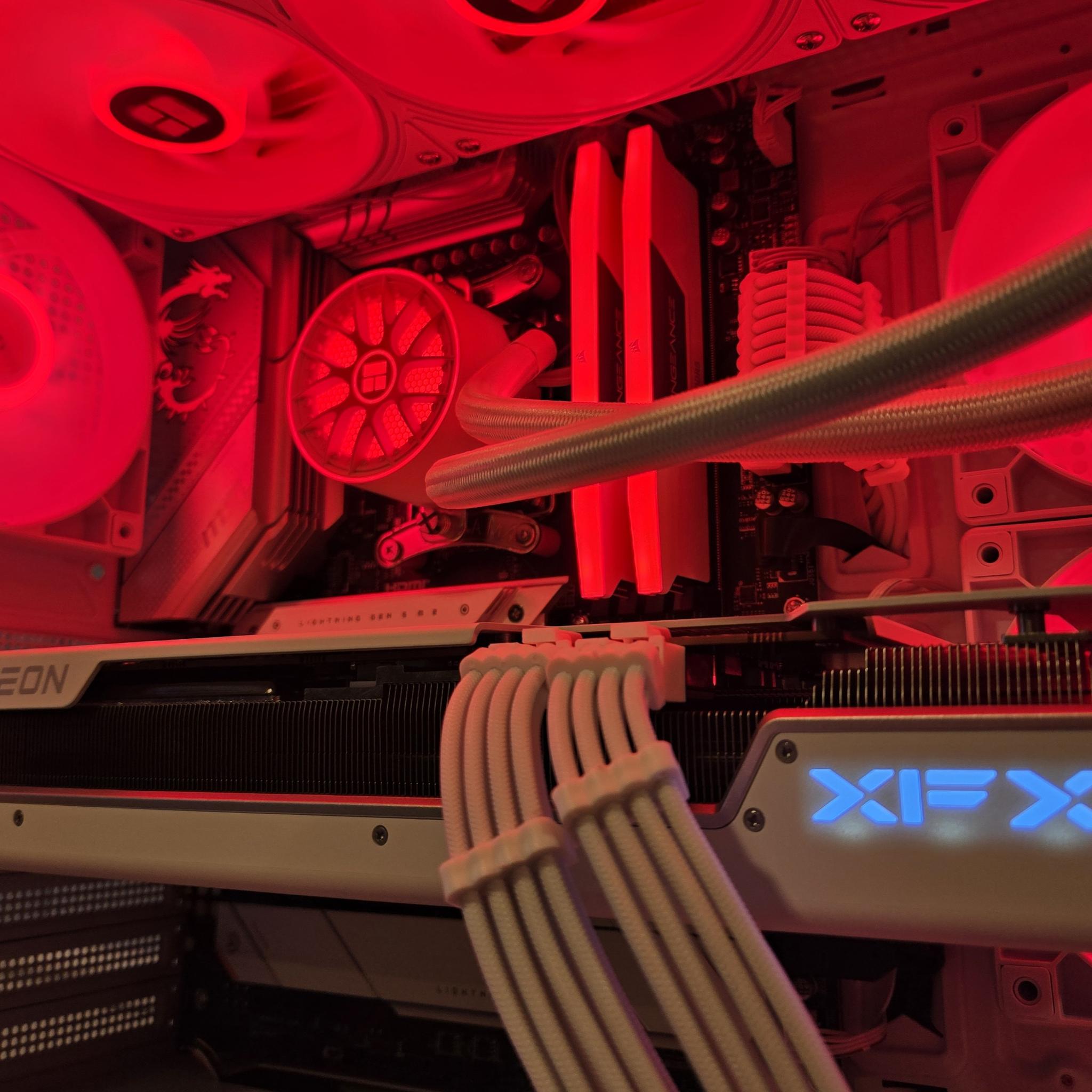 White Gaming/Streaming PC | R7 7700X | RX 7900XT | 2TB NVME | 32GB DDR5 | Win11 Pro | Free Shipping!