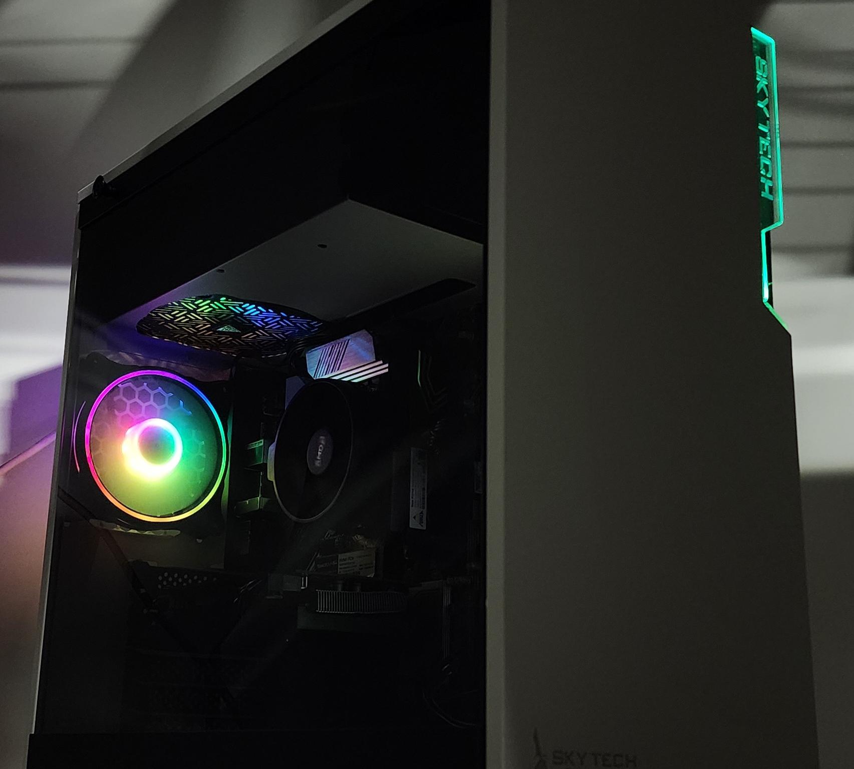 Gaming PC Ryzen 7 3800X 16GB RAM 512GB SSD RX 6600 8GB Windows 11 Computer