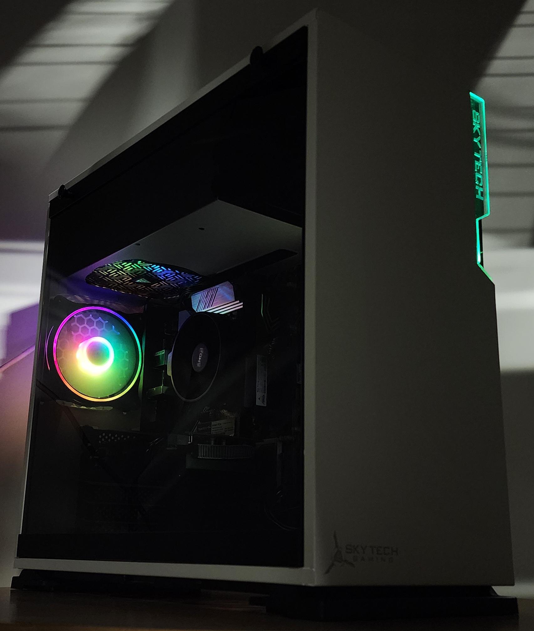 Gaming PC Ryzen 7 3800X 16GB RAM 512GB SSD RX 6600 8GB Windows 11 Computer