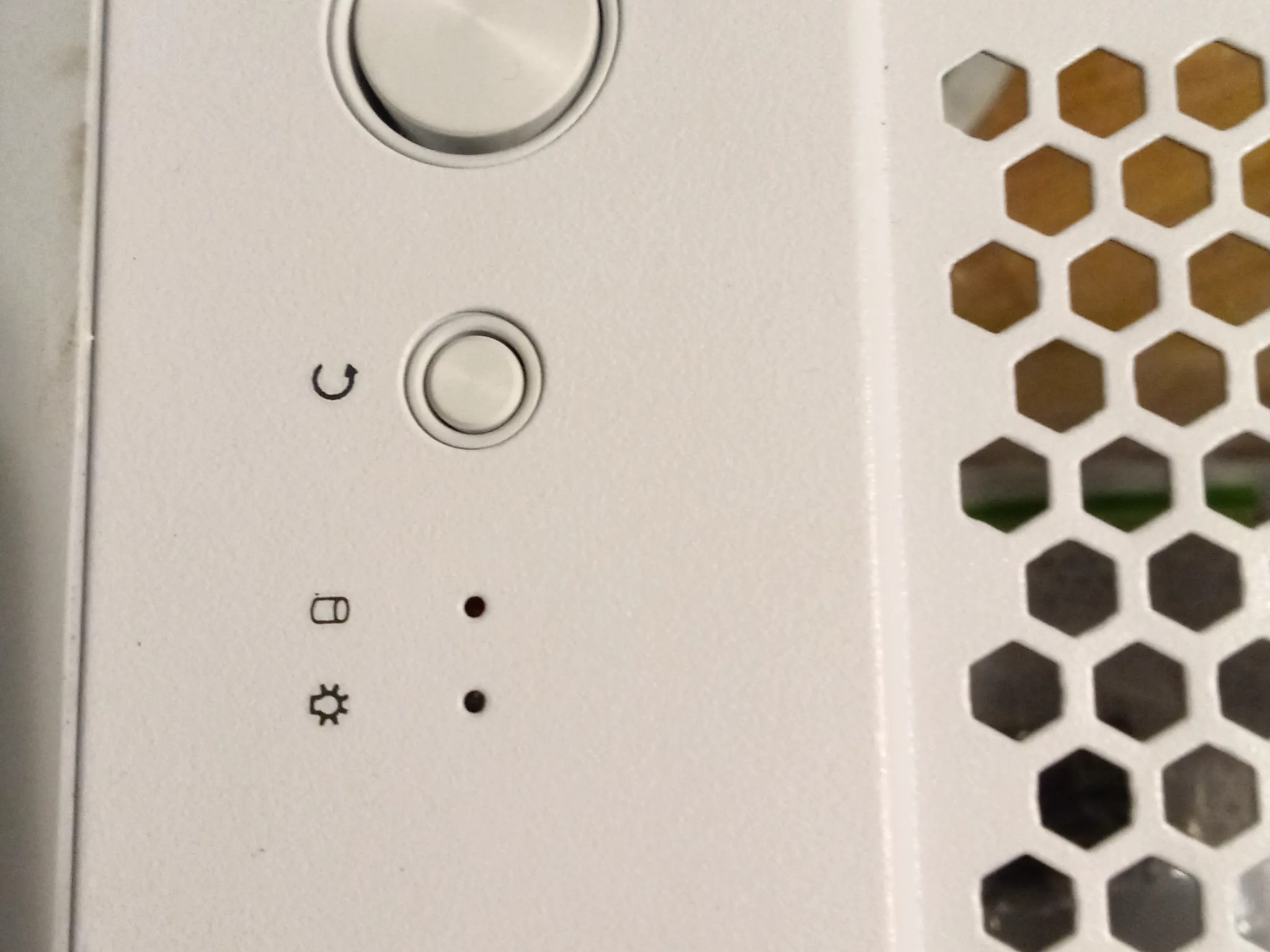 Zalman white i3 neo