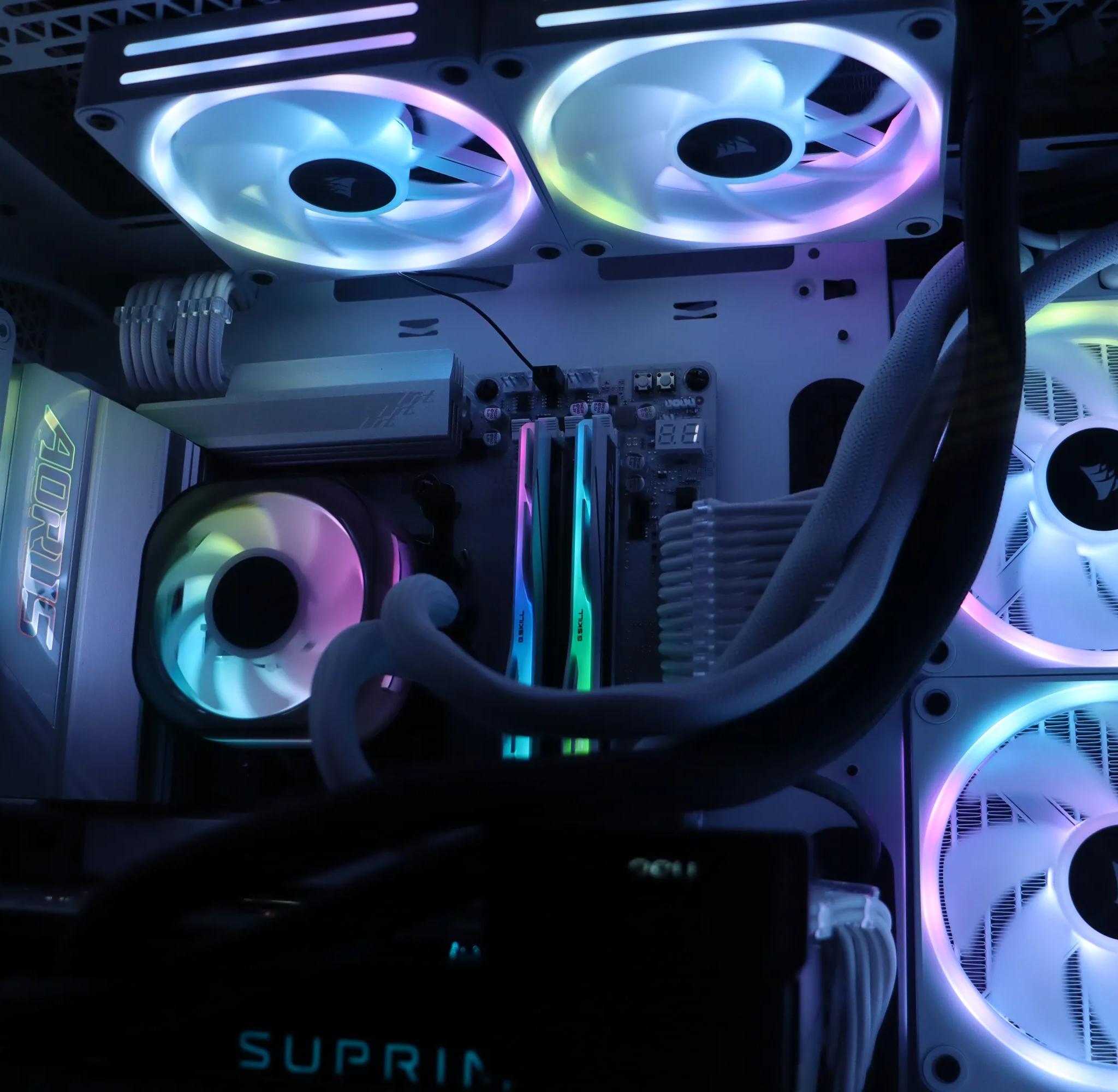 AMD 9800X3D + RTX 4090 Liquid Suprim X Gaming PC