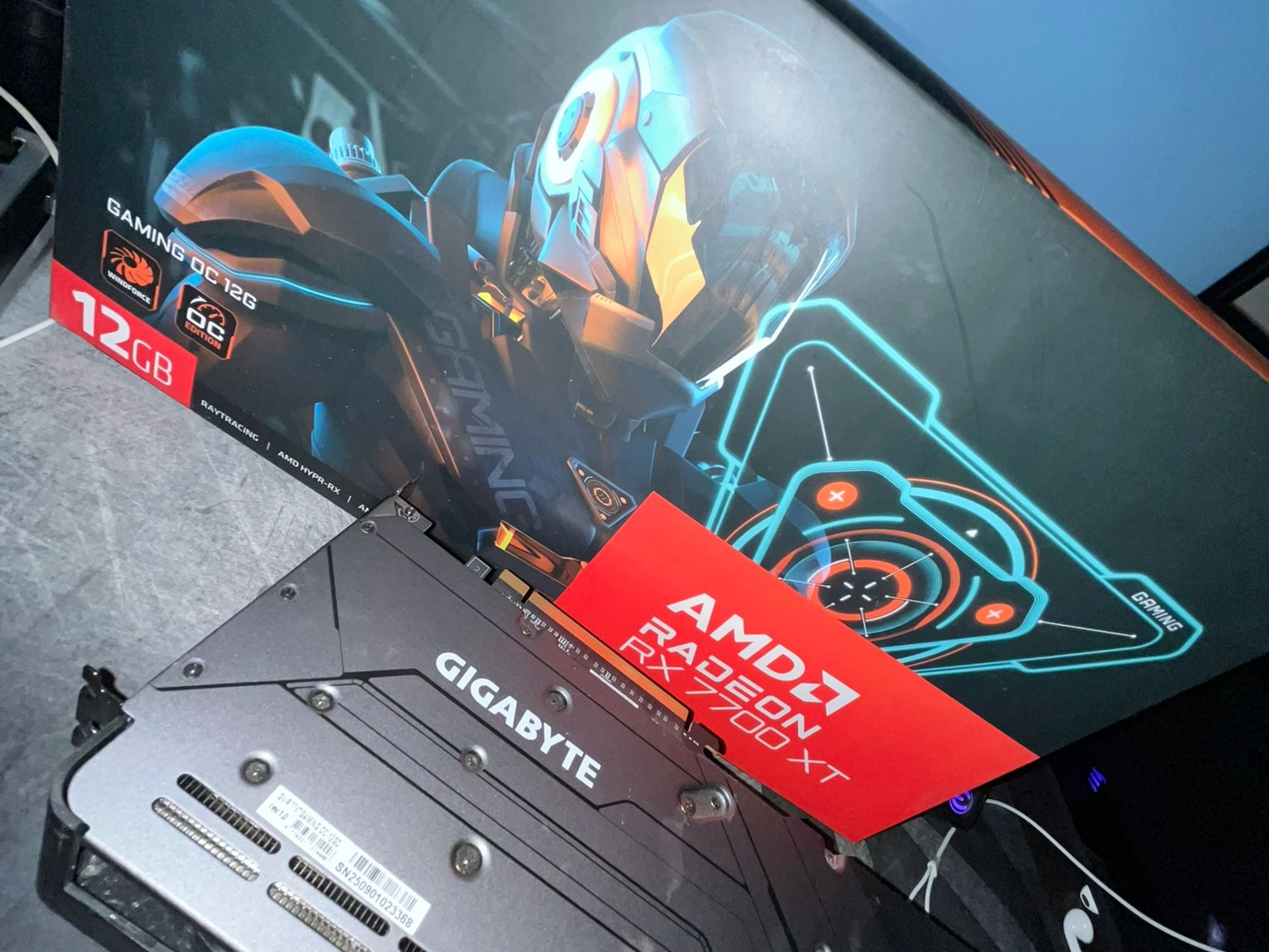 GIGABYTE Radeon RX 7700 XT