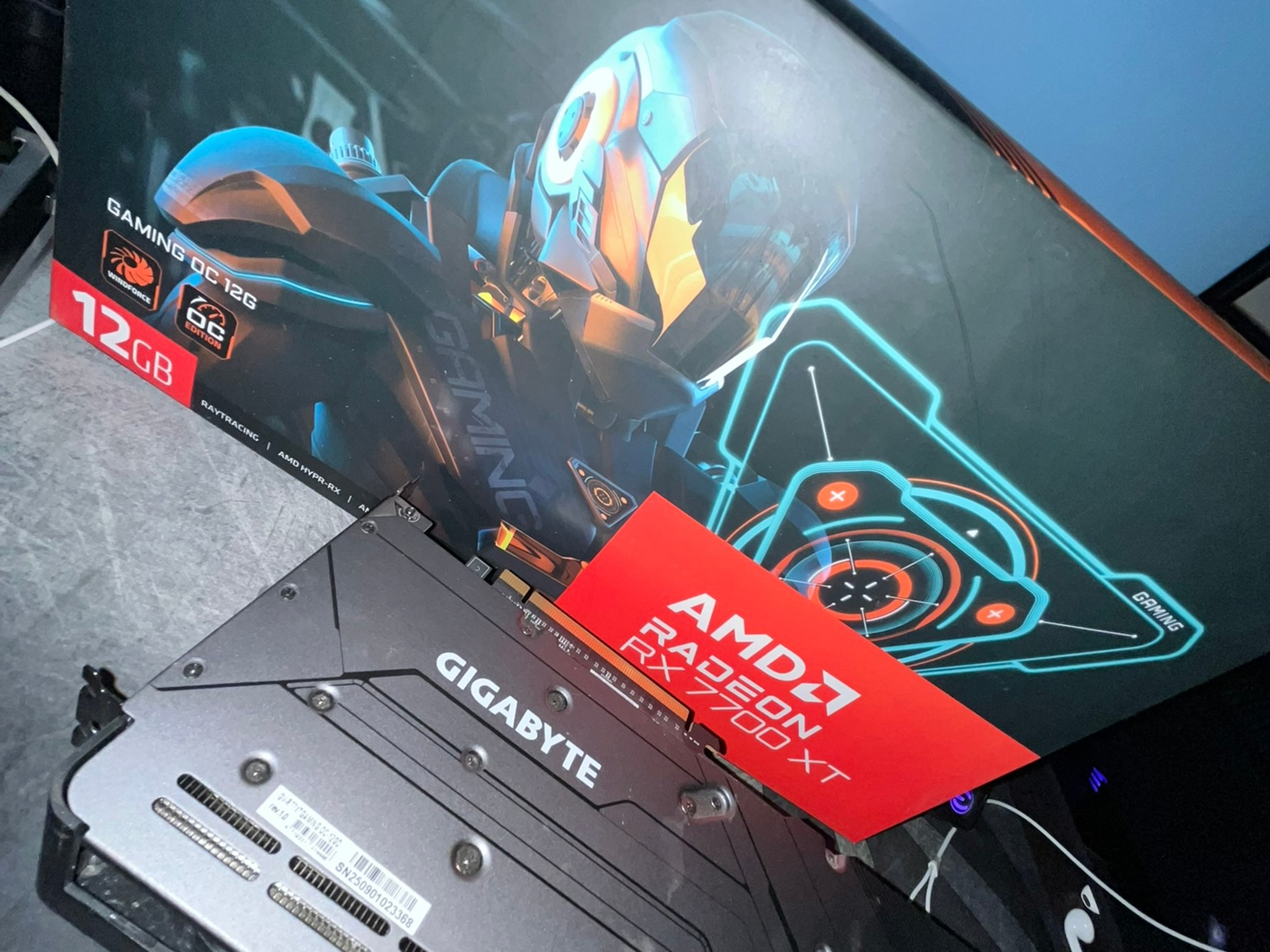 GIGABYTE Radeon RX 7700 XT
