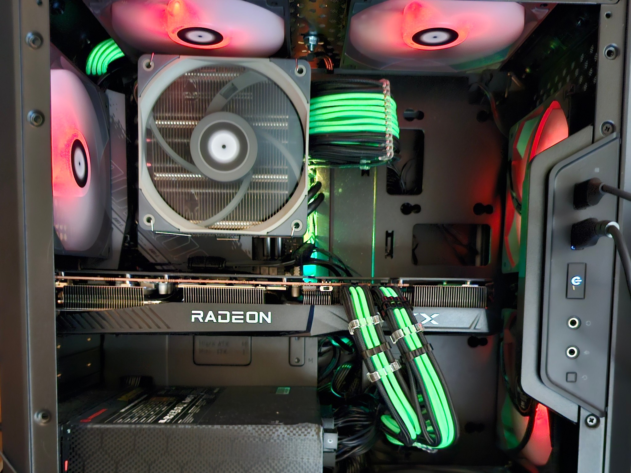 Steam machine clone > bazzite OS higher performance than steam machine ..Windows avail