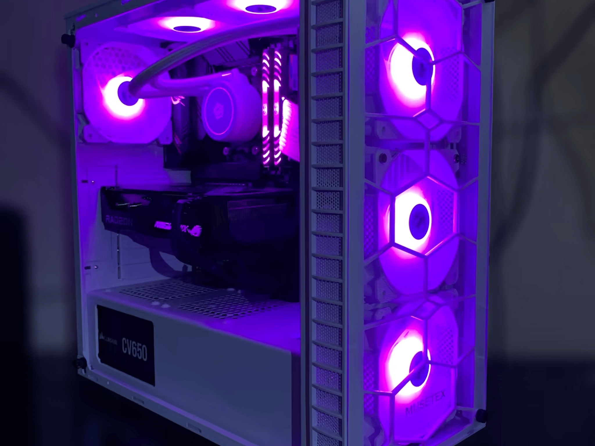 Mid Ranged Gaming Streaming Pc, R7 5800x, RX 6600XT 