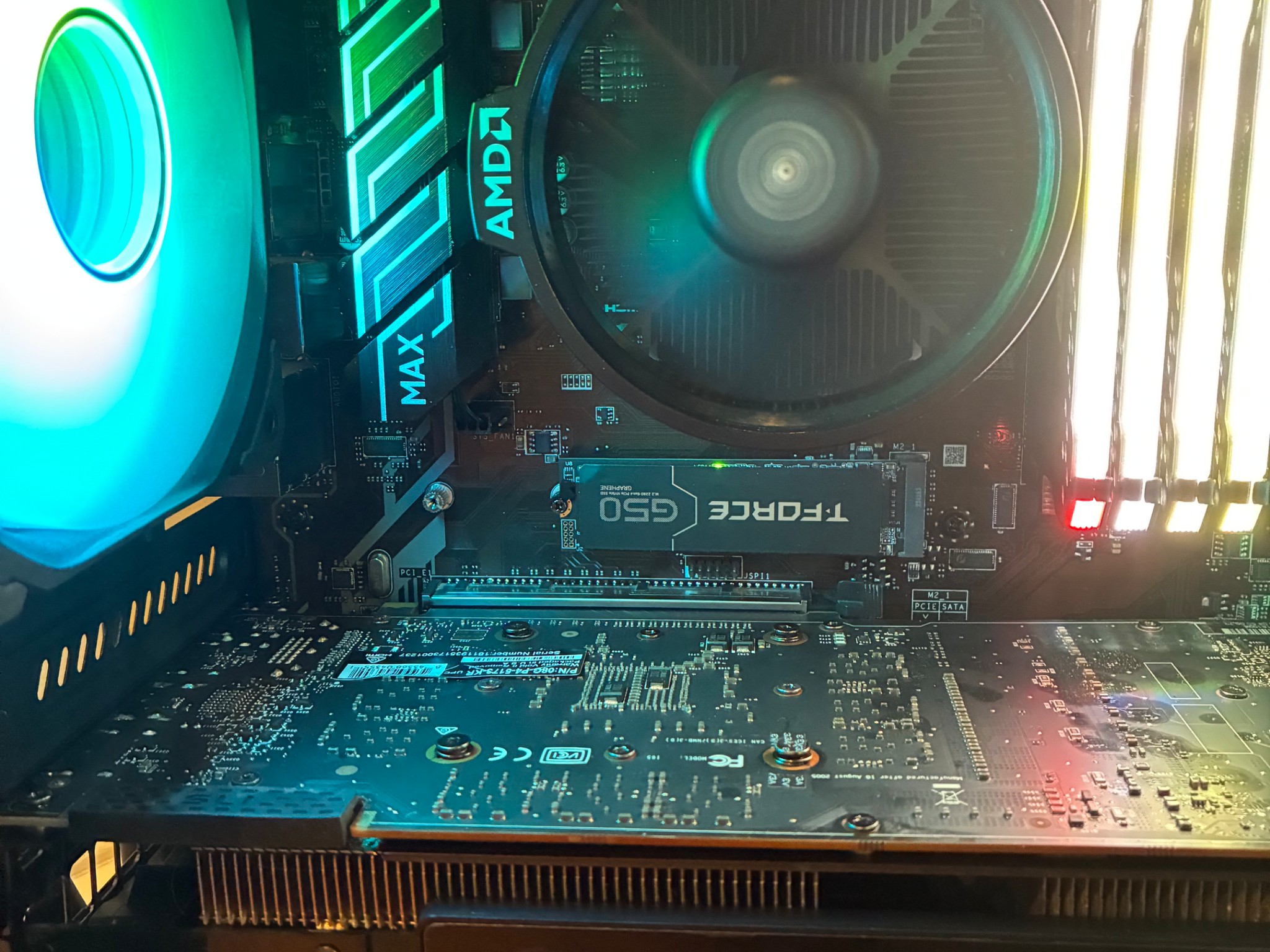 GTX 1070 R5 1600 ARGB GAMING PC 32GB 1TB SSD WiFi WINDOWS 10