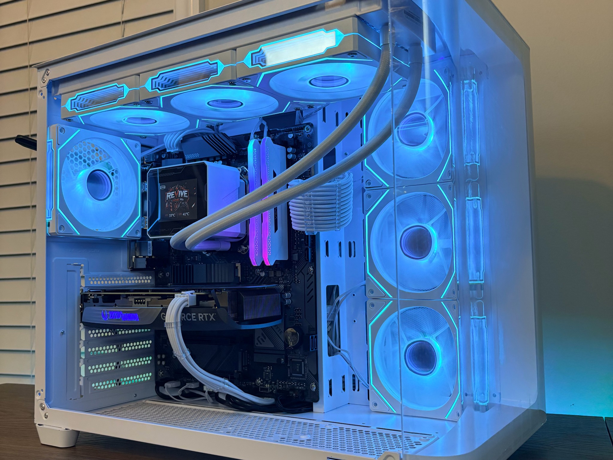 GeForce RTX 4070 Custom Gaming PC - Ryzen 5 5600X3D
