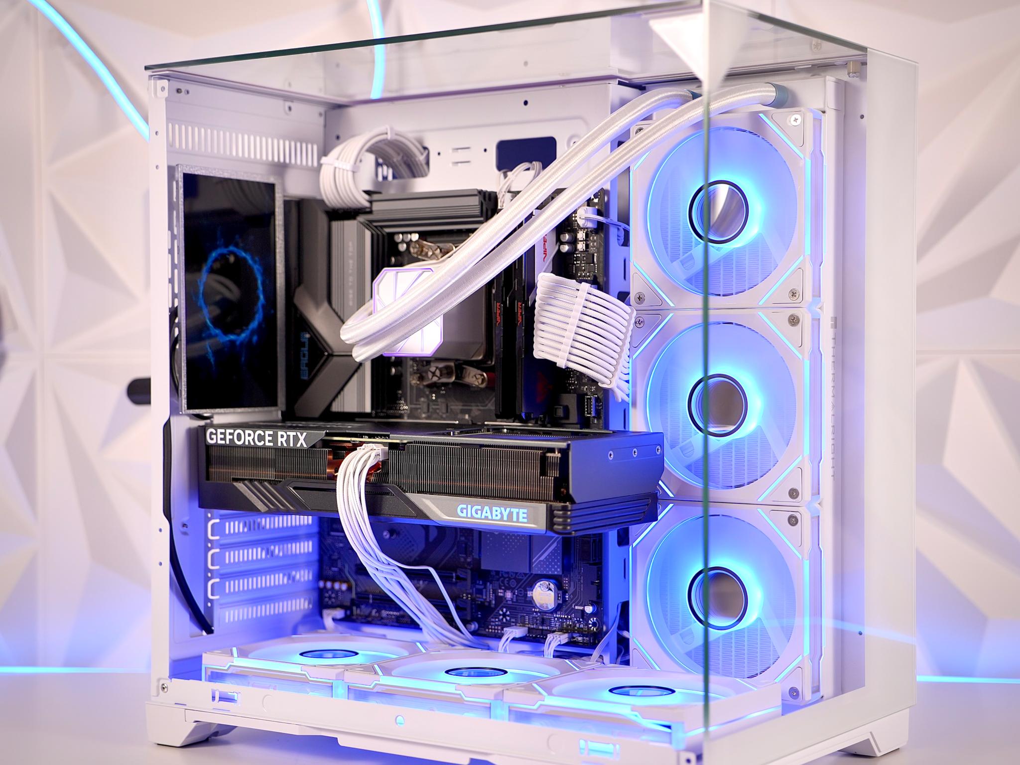 RTX 5070 & 7800X3D & 32 GB & 1TB NVME Gaming PC READ DESCRIPTION