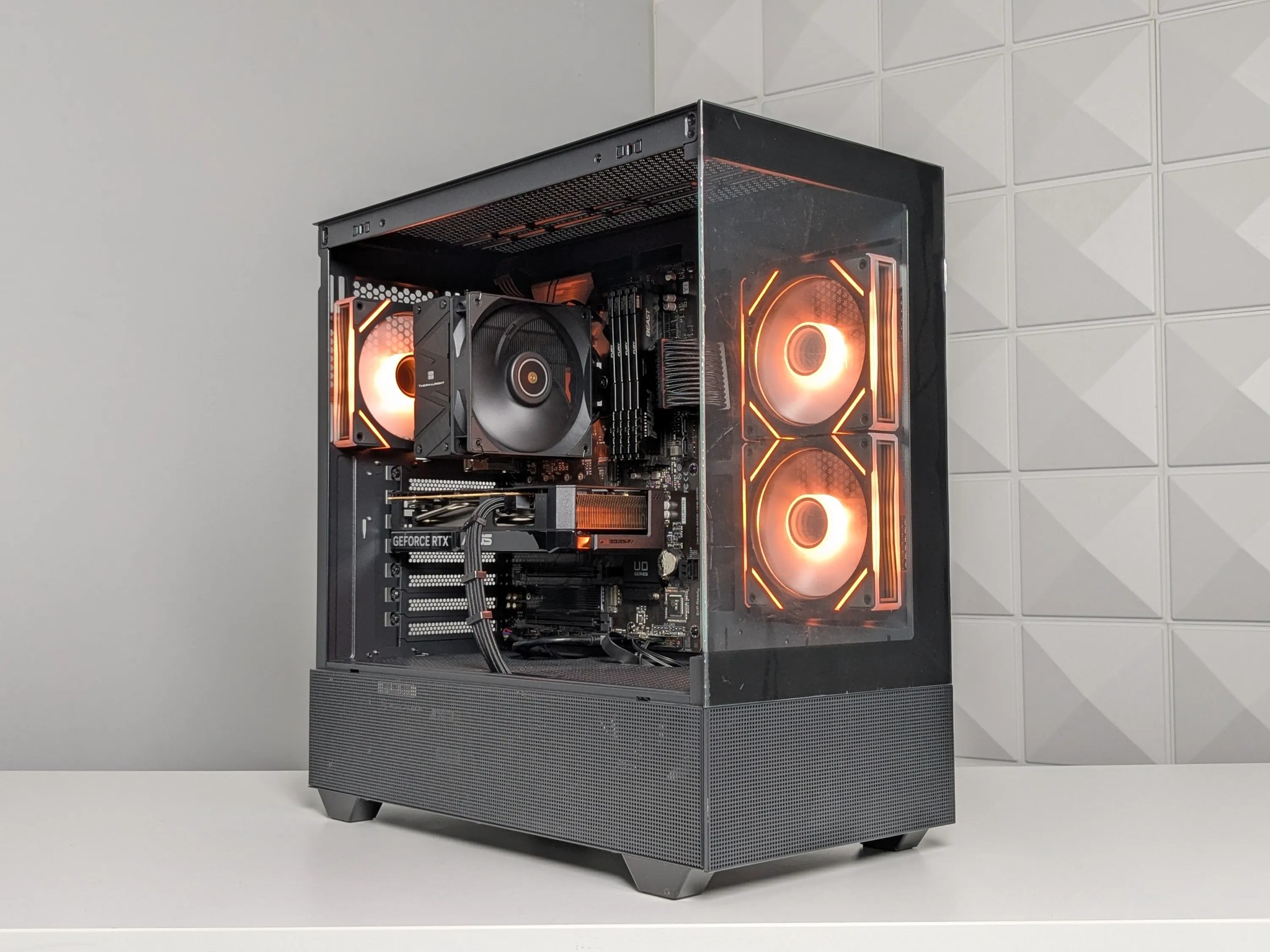 Black RGB Gaming PC - Ryzen 5 5500 - RTX 5060