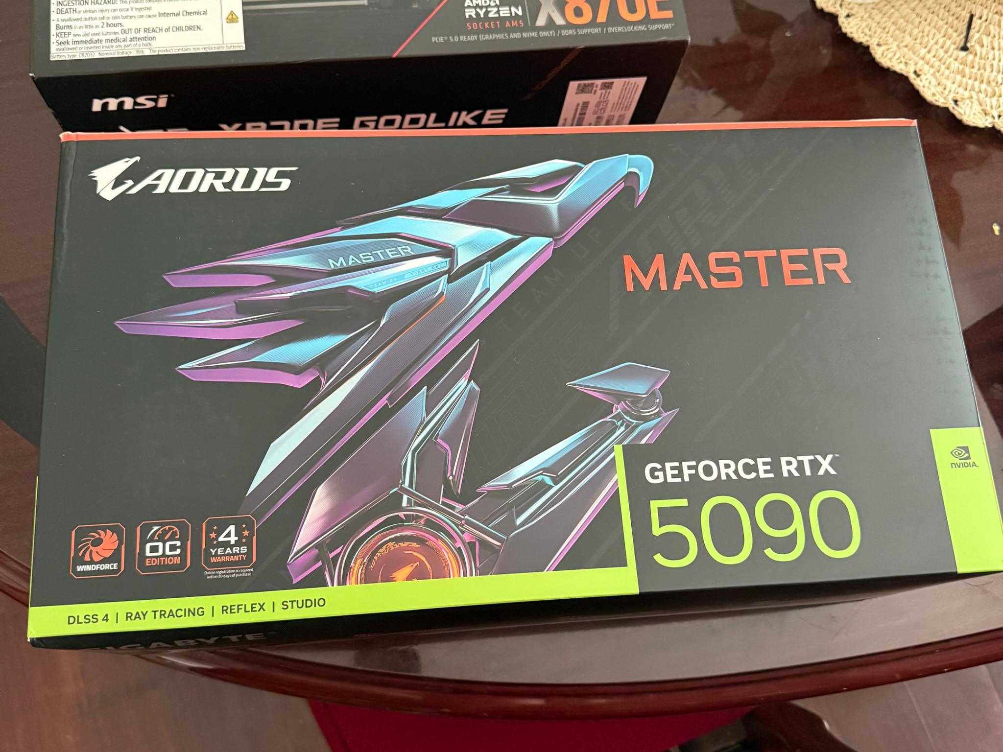 Aorus 5090 master