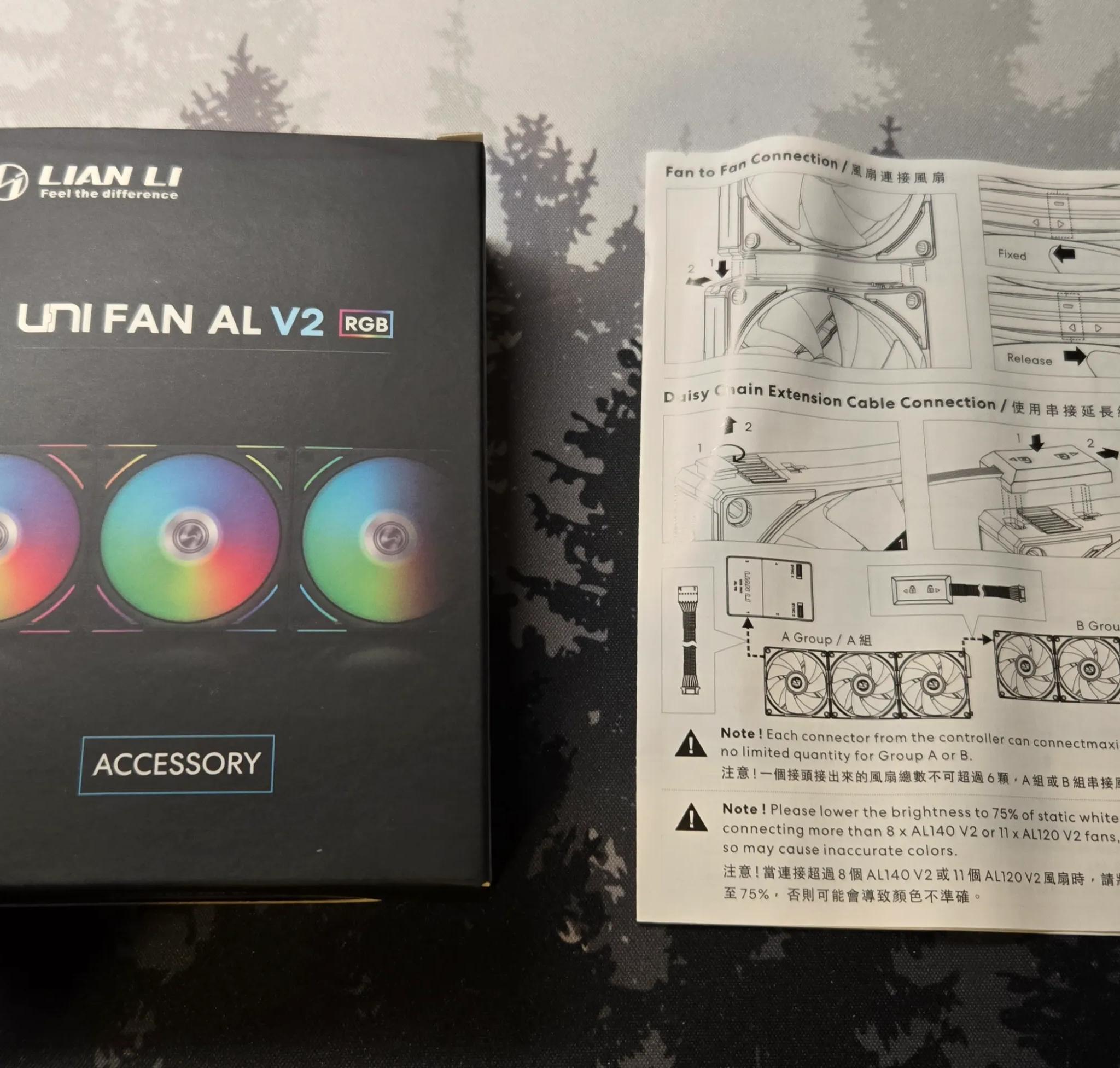 Lian Li UNI FAN AL120 V2 (3-Pack) (White Edition)