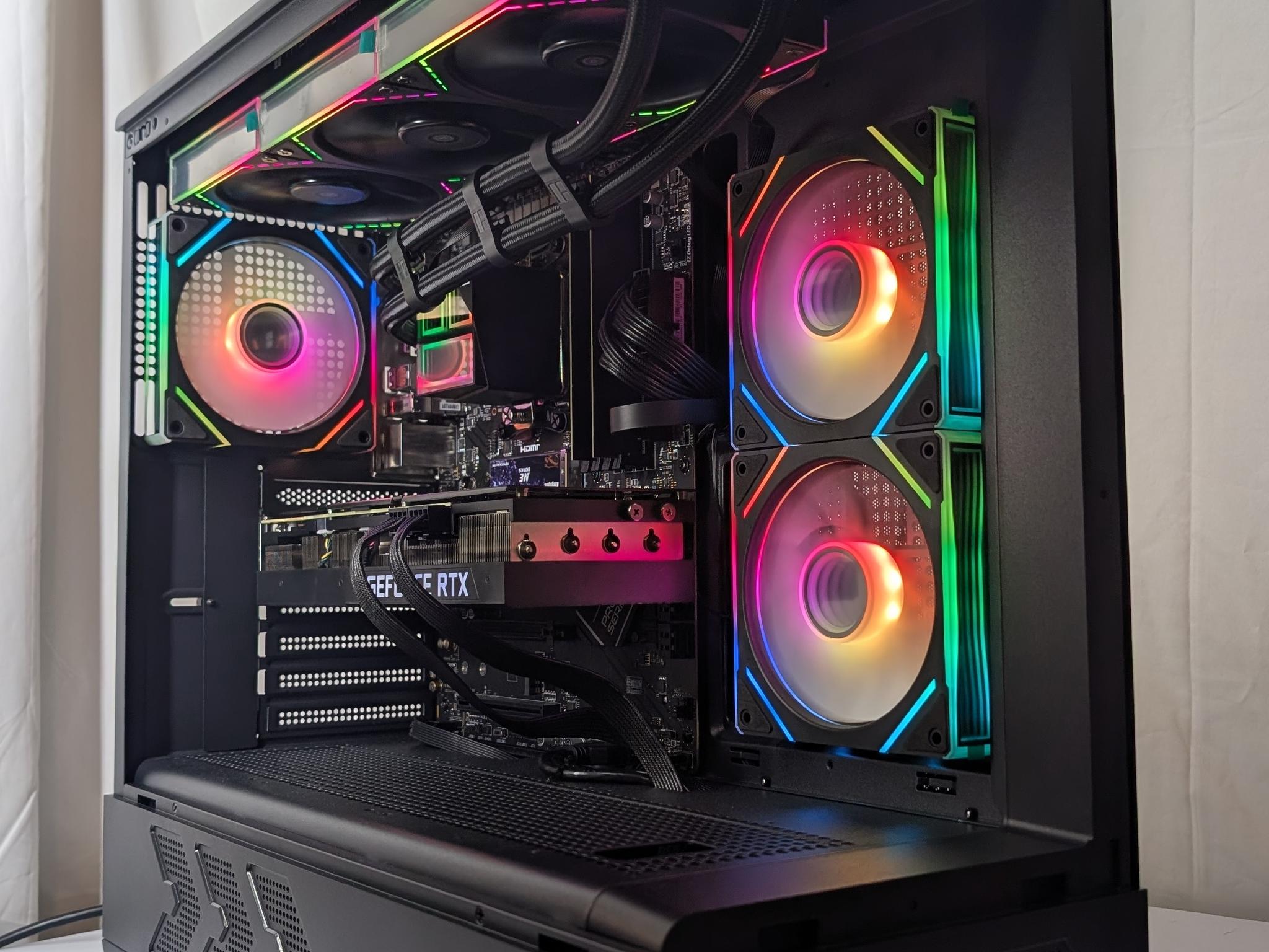 RTX 3090 | RYZEN 5 7600X | 16GB DDR5 | 1TB NVME | 1000W PSU
